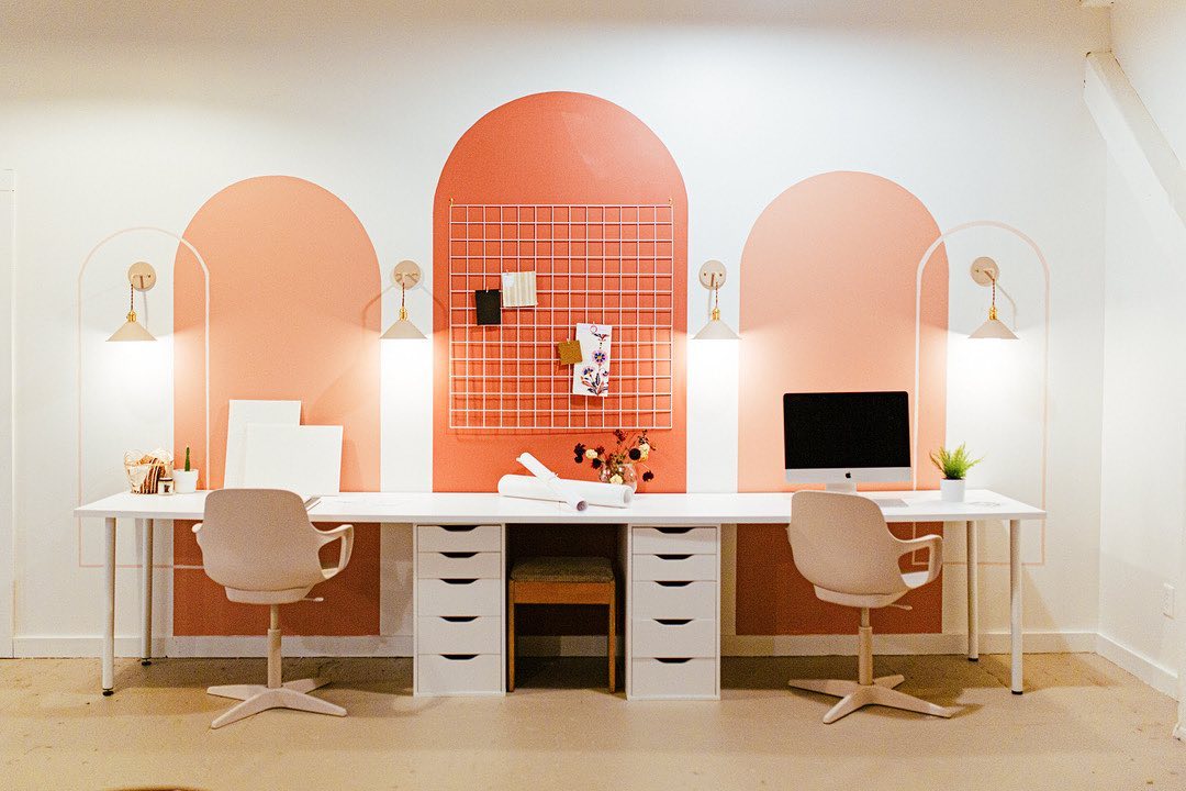 HAPPY VALENTINE'S DAY! Our studio looks pretty in pink, don't you think? We hope you have a wonderful day with your loved ones!
.
.
.
Photo: @racheldesjardinsphotography
Project: DHD Studio
.
.
.
#interiordesign #valentinesday #interiordesignstudio #mninteriordesign #interiordesigner #officedesign #pinkwalls #archdesigns #pinkpaint
