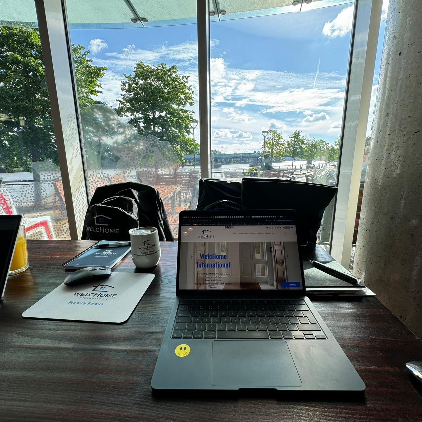 Sunny day in the life of a #propertyfinder working on Solicitor's reports pre #exchangeofcontracts