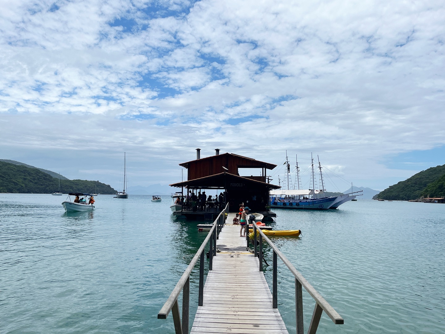 Looking for the best beaches in Ilha Grande, Brazil? Check out our new post to find out what praias can’t be missed. Link in bio 🏝️
#ilhagrande #brazil #angradosreis #island #bestbeaches #beaches #travelbrazil #vacation #visitsouthamerica #travel #travelitinerary #wanderlust #travelblogger #traveler #southamerica #picoftheday #travelphotography #travelpics #tourist #travelgram #photo #photography #photooftheday