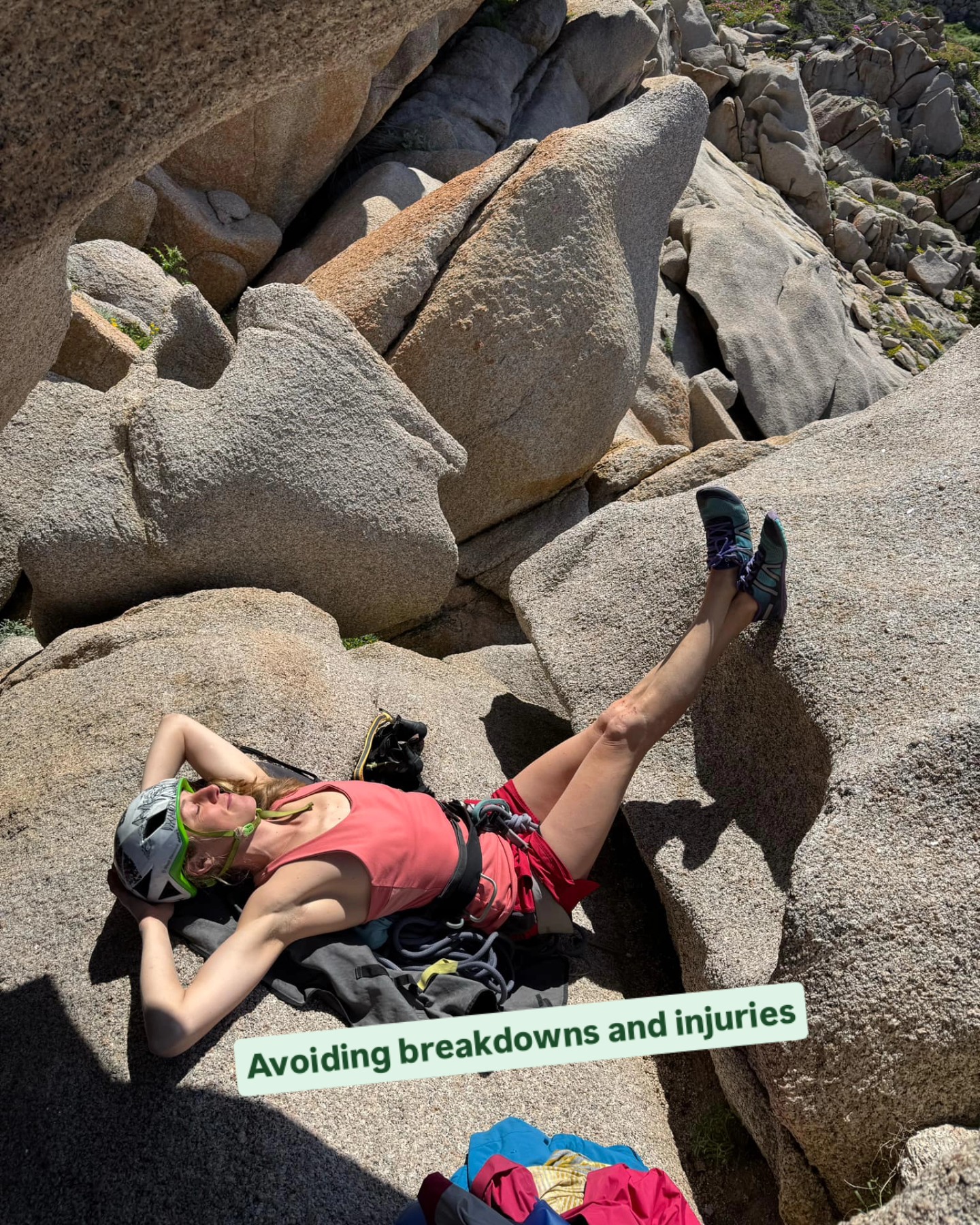 You know that feeling of adrenalin pumping through your veins when you're climbing right on your limit? For me it happens the most when it's mentally challenging! ๐ฌ๐คฉ
It's an amazing feeling. It's like being in "the zone".
I only focus on the one task ahead of me. My head is spinning and going full speed to make my body move, to figure out a sequence, to hold on just a little bit more, or to keep it together when I really don't want to mess up and fall because it feels like I'm going to die! ๐
I used to always allow that feeling to take over.
I did the same in life when there were a lot of things going on.
Because I knew if I allowed it, it would work out!
I could trust my head and body to do what they were supposed to do to keep me alive!
Except. When they didn't any more.
When they decided that I had pushed too hard for too long without slowing down.
This has shown itself in different ways for me.
Mental breakdowns, injuries, exhaustion.. ๐ฉ ๐ช
I'm thankful it wasn't depression.. although I probably was close ๐
I'm glad that even during the hardest moments I never saw myself giving up or accepting the circumstances.
I'm not positive 24/7/365, but in general I have a positive and problemsolving mindset which helped me a lot!
And I've never lost my will to come back! To learn from it, to change, act differently, to grow and get stronger!
And I want to share what I've learnt.
To help others in their journey. ๐
Because this is something you can learn! โค๏ธ
You don't have to stay down when life hits you hard!
Going back to Sweden to host Girls Rock has been a mental and physical push.
And I've loved every part of it! ๐
It was a challenge that I wanted to take on.
And I'm so thankful for surrounding myself with supportive family and friends!
They allow me to stop, to slow down.
To be me! So I could do my thing. ๐ฅฐ
I'm also proud of myself for finding inner peace in this period of stress. To not allow myself to fuel fully from the adrenalin but to breathe, to watch the surroundings and stay grounded in the faster moving moments.
Just like on the wall when I feel that rush coming.
To keep myself from burnouts and injuries. ๐
I hope you do too โค๏ธ