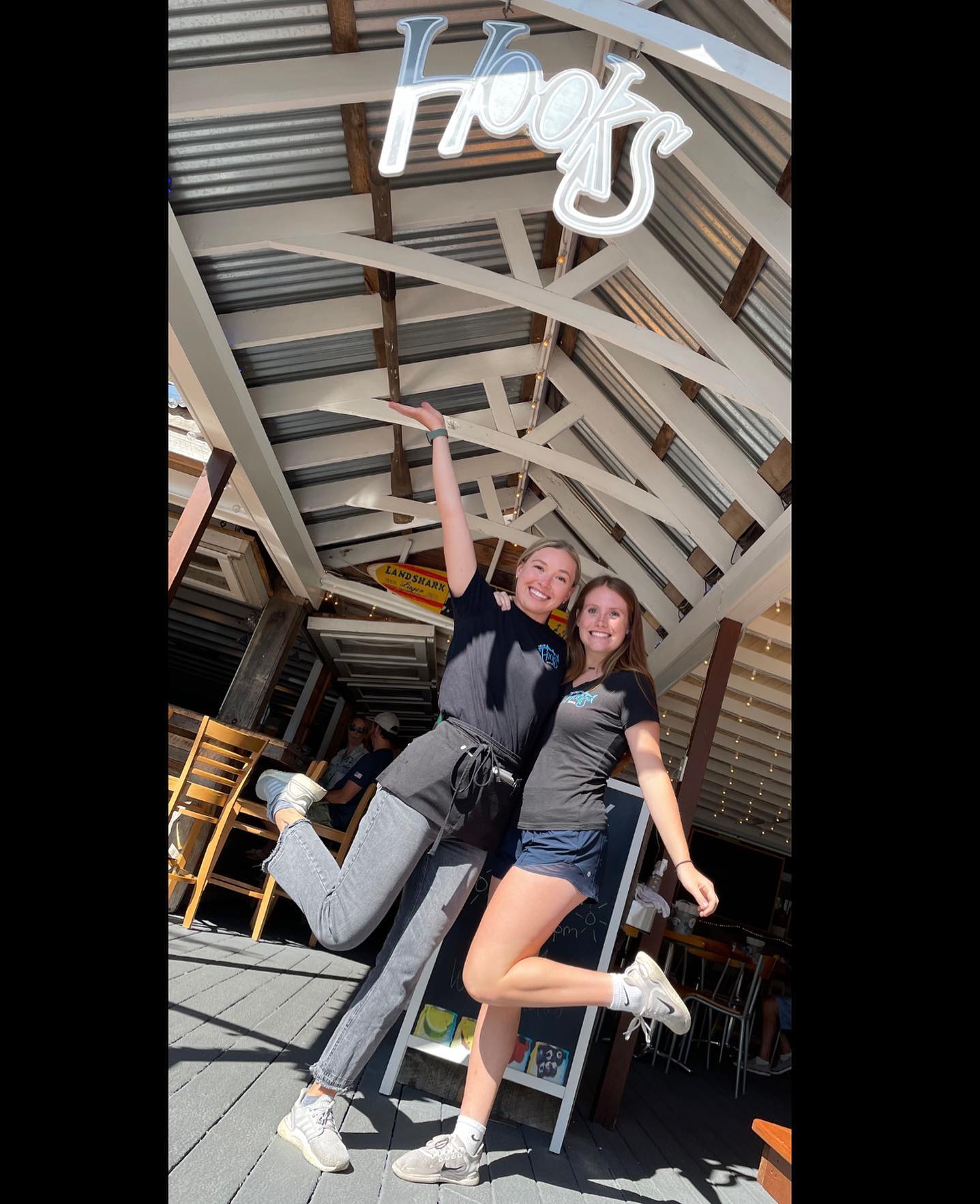 Open 7 days a week now! Come visit your favorite smiling faces ๐ #hooksogt