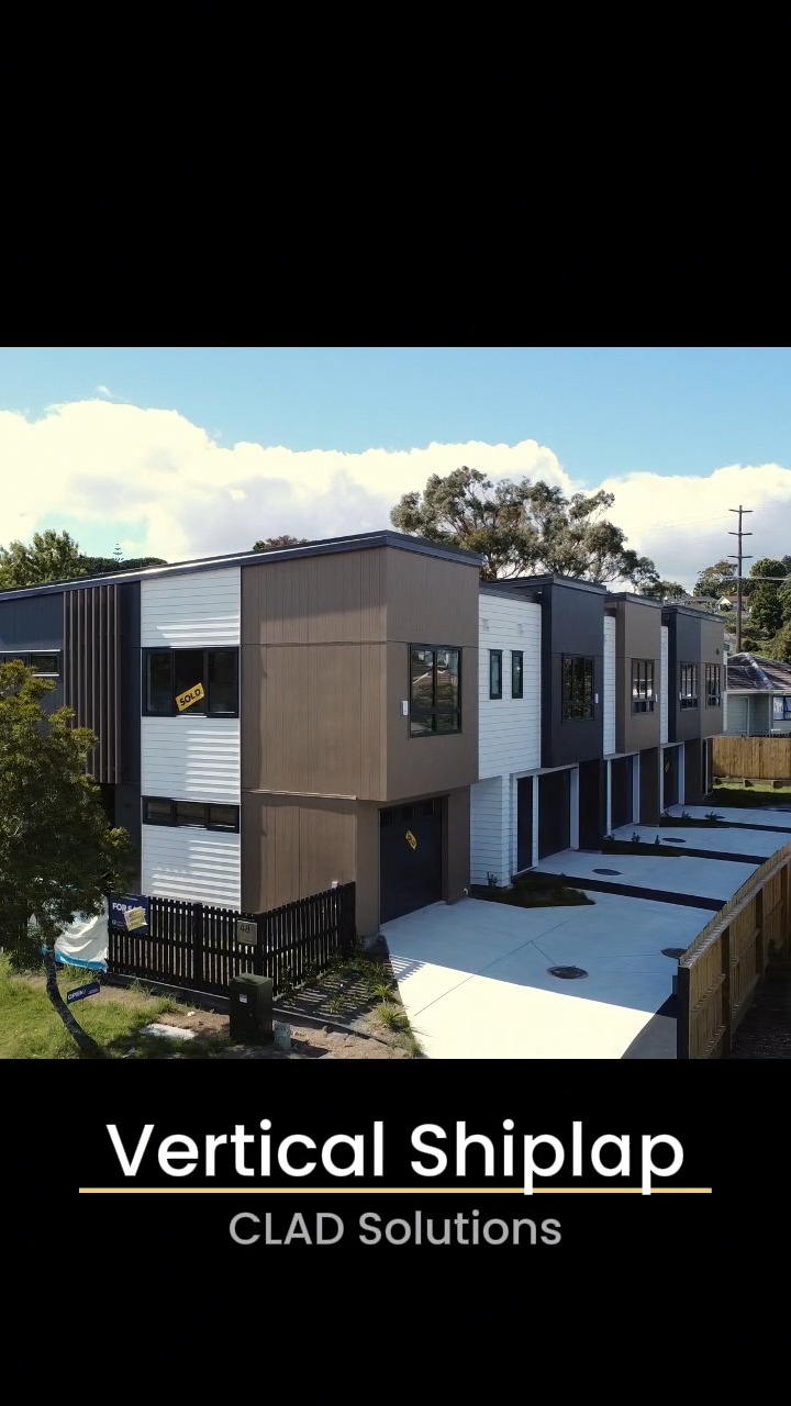 Five homes, one sharp mix 🤩
White Bevelback pairs with black and warm brown Vertical Shiplap to play horizontal against vertical for clean lines, bold contrast, and a facade that feels cohesive.
✨ Shera fibre cement | Vertical Shiplap MS200
👉 Follow us for more inspiration.
#CLADSolutions #cladding #nzhome #fibrecement #exteriorinspo #NZBuilders