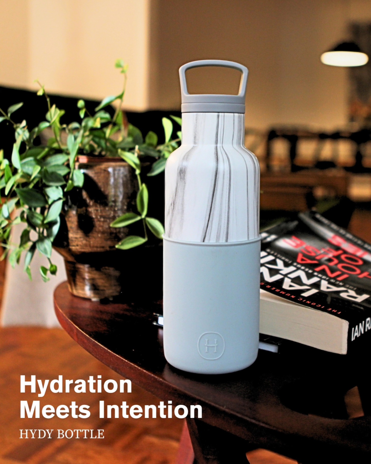 A water bottle isnโt just a bottleโitโs a choice. A choice to reduce waste, to live better, to care more.
#California #HYDY #Hydybottle #greenlife #travelproducts #sustainableliving #sustainablebeauty #sustainableproducts #reusablebottle #greenlife