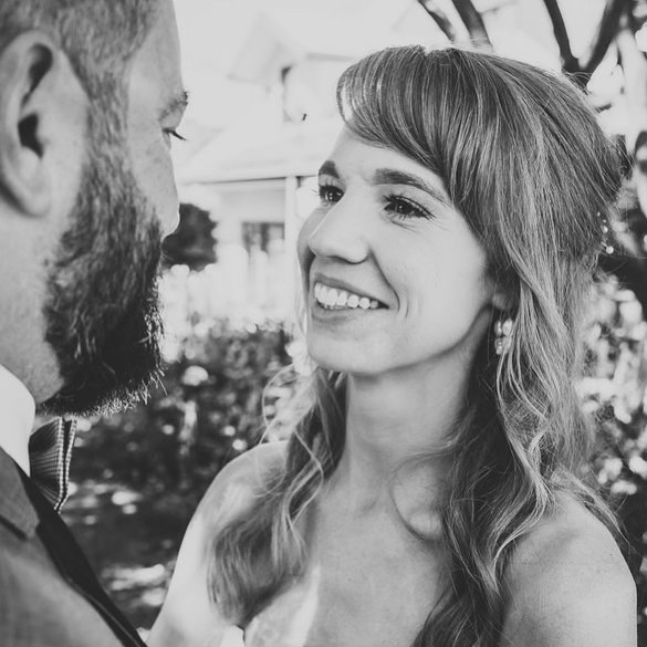 MMH bride Krystal featuring our Marlie pearls 🤍 Congratulations beautiful 👰
#weddingsaustralia #australianweddings #weddingsofsydney #sydneyweddings #melbourneweddings #brisbaneweddings #adelaideweddings #perthweddings #southcoastweddings #southernhighlandsweddings #sydneybride #melbournebride #weddingseason #weddinginspo #onefineday #weddingjewellery #bridaljewellery #bridesmaidsjewellery
#buyfromthebush #handmadeinaustralia #southernhighlandweddings #bridalearrings #countryliving #coastalweddings #southcoastweddings #weddingideas #ruralweddings