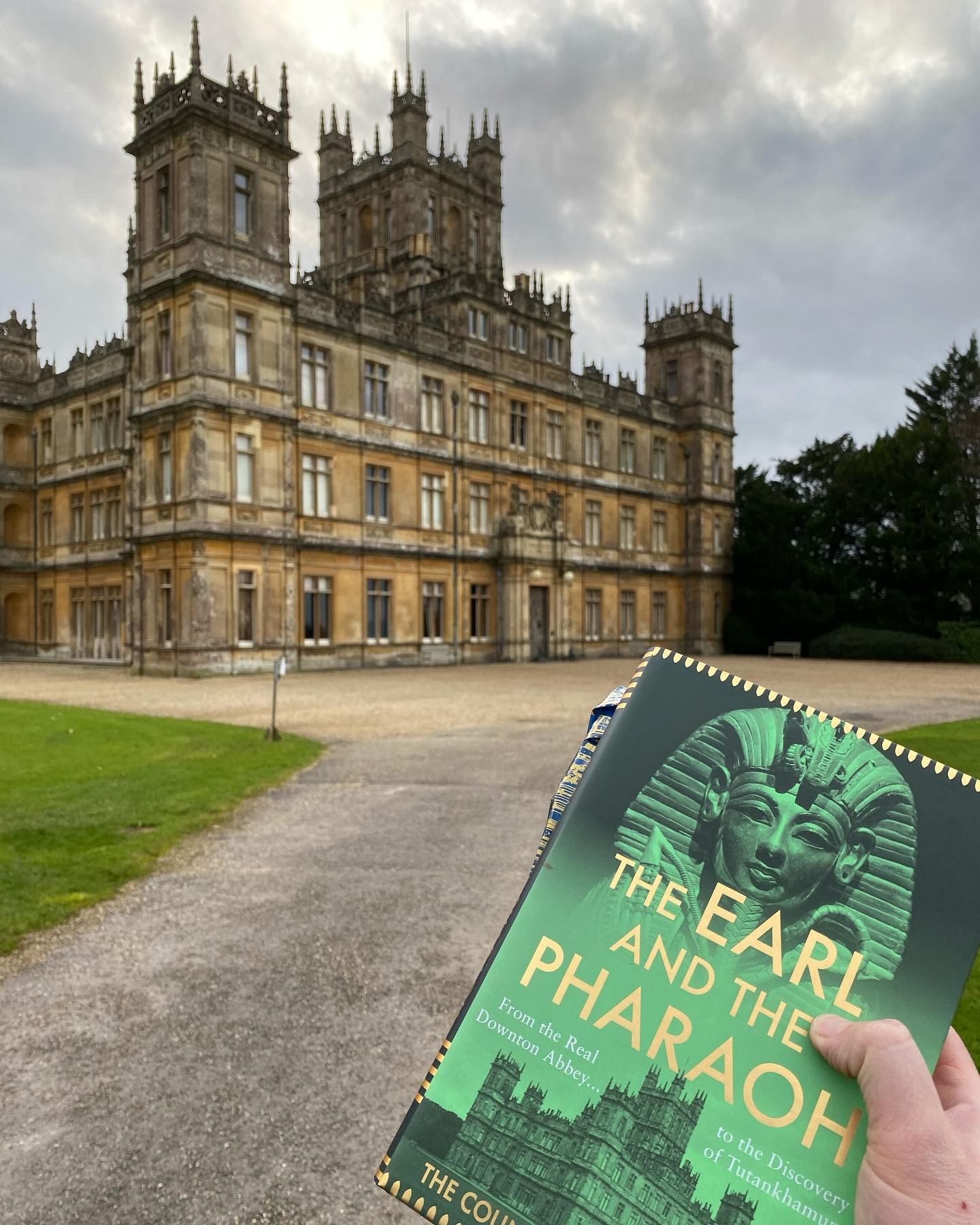 A bit of light reading to do. The Earl and the Pharaoh is a new book written by the current Countess of Carnarvon and it explores her husband’s ancestor and his part in finding the tomb of Tutankhamun.
We popped down for a tour of Highclere Castle and the Egyptology exhibition in the basement beneath.
Bit of a treat in the quiet season. Thanks @hftlondon for the job.
•
•
•
Hello. I’m William Harry Mitchell, a Blue Badge Tourist Guide and Historical Interpreter. I lead tours around London and all over England. Want a tour? Have a look at my website (link in bio) for some ideas and get in touch through the contact form. @whmtours
#highclerecastle #downtonabbey #theearlandthepharaoh #bookstagram #books #egypt #egyptology #tutankhamun #thecurseofthepharaohs #outdoors #history #adventure #tours #tour #tourguide #touristguide #bluebadgeguide