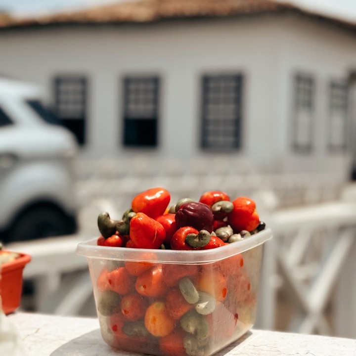 Direto do coração do cerrado, o sabor único do cajuzinho!
Um pedacinho de Goiás 🌿
#CajuzinhoDoCerrado #SaborBrasileiro #DoceRegional
