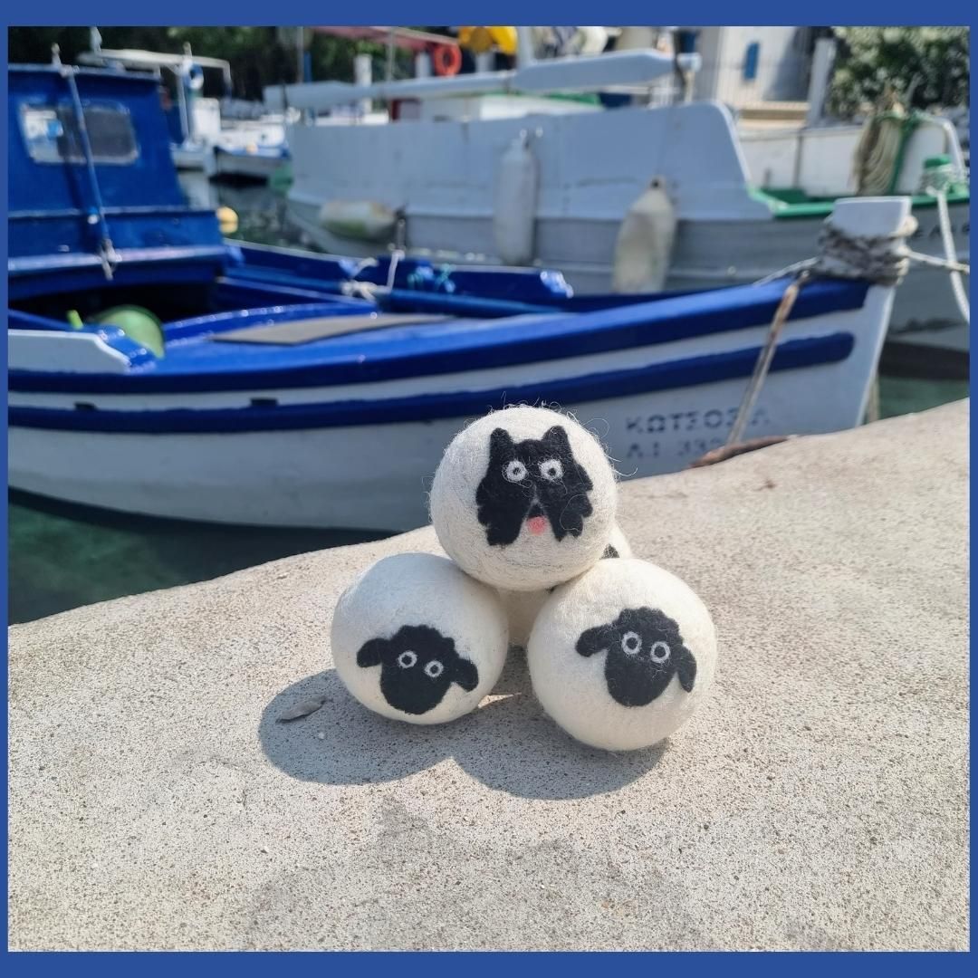 The Flock Sittin' On The Dock of the Bay....
#Britishwool #Needlefelting #Wetfelting #Sheep #Wool #Felting #Laundry #HandmadeInDartmoor #EcoFriendlyLaundry #NaturalFabricCare #SustainableLiving #SupportLocalCraftsmen #BritishMade #WoolDryerBalls #ZeroWasteHome #GreenLaundry #LocallySourcedWool #NonToxicLaundry #ReduceReuseRecycle #LoveDartmoor #MadeinDevon #wetfeltmaking #nature #photooftheday #love #sheep #sheepdog #GreekIslands #Ithaca #sailing