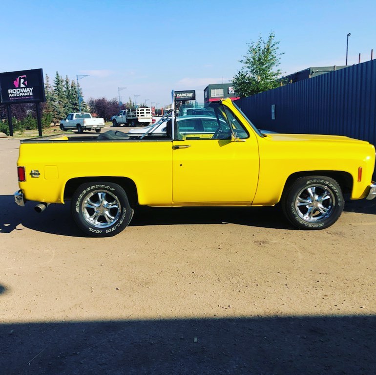 Vehicles found in our parking lot!
1973 Blazer with a 454 big block and muncie M21 4spd
780-433-1402
â˘
â˘
â˘
#familybusiness #gogreen #recycle #recycler #rodway #truckparts #carparts #used #usedparts #autorecycling #autorecyclers #junkyard #scrapyard #yegauto #edmonton #yegautomotive #yegsmallbusiness #yegshoplocal #yegauto #shoplocalcanada #yegbusiness #upcycling #reuse #rrr #carbonfootprint #bigblock #blazer #454bigblock #454 #muncie4speed