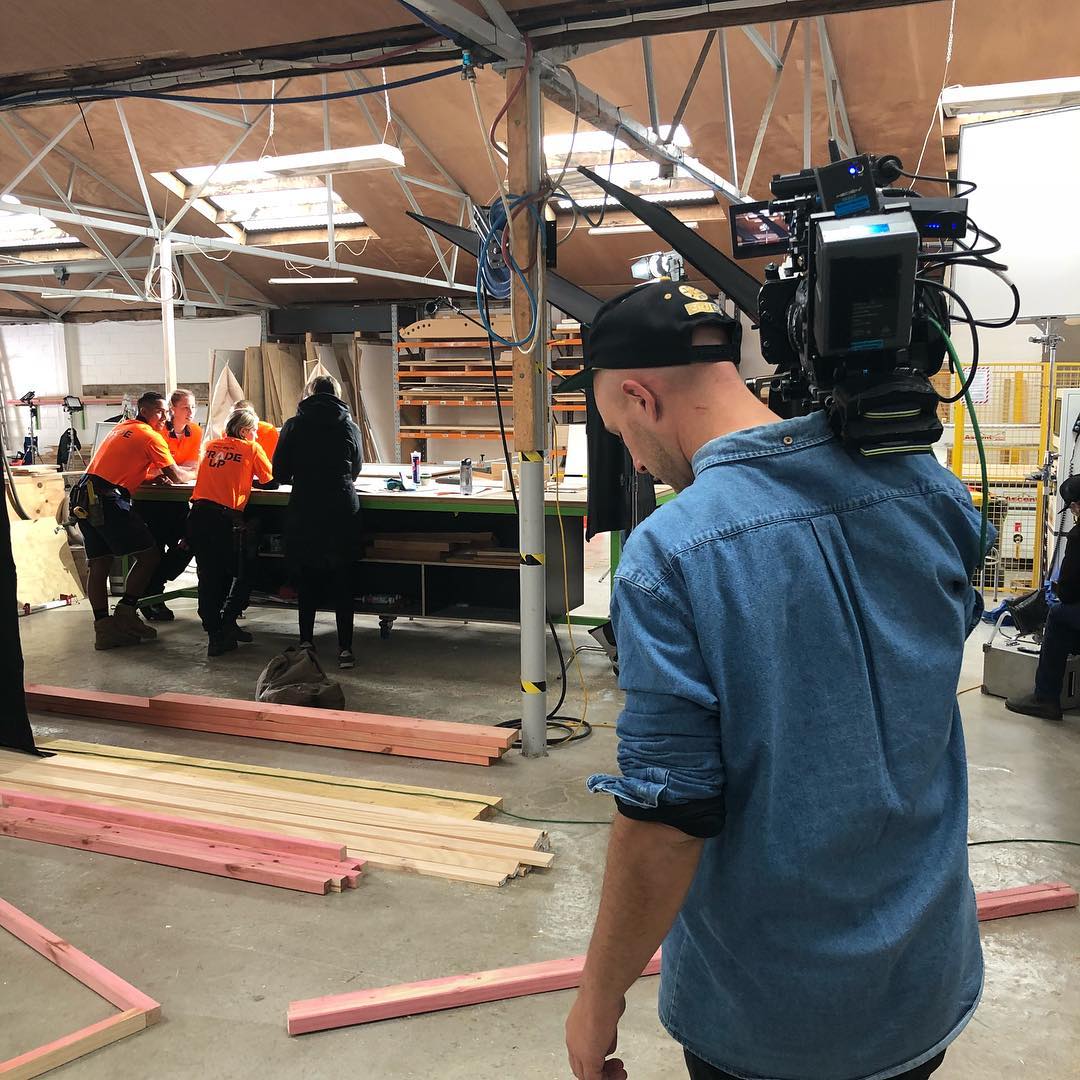 Dp @matthenleyfilm takes a #microbreak as the talent gets notes from the director @madeattemahi #gunmetallighting #bcito #bts #trades #nz #apprenticeship #tradeapprenticeship