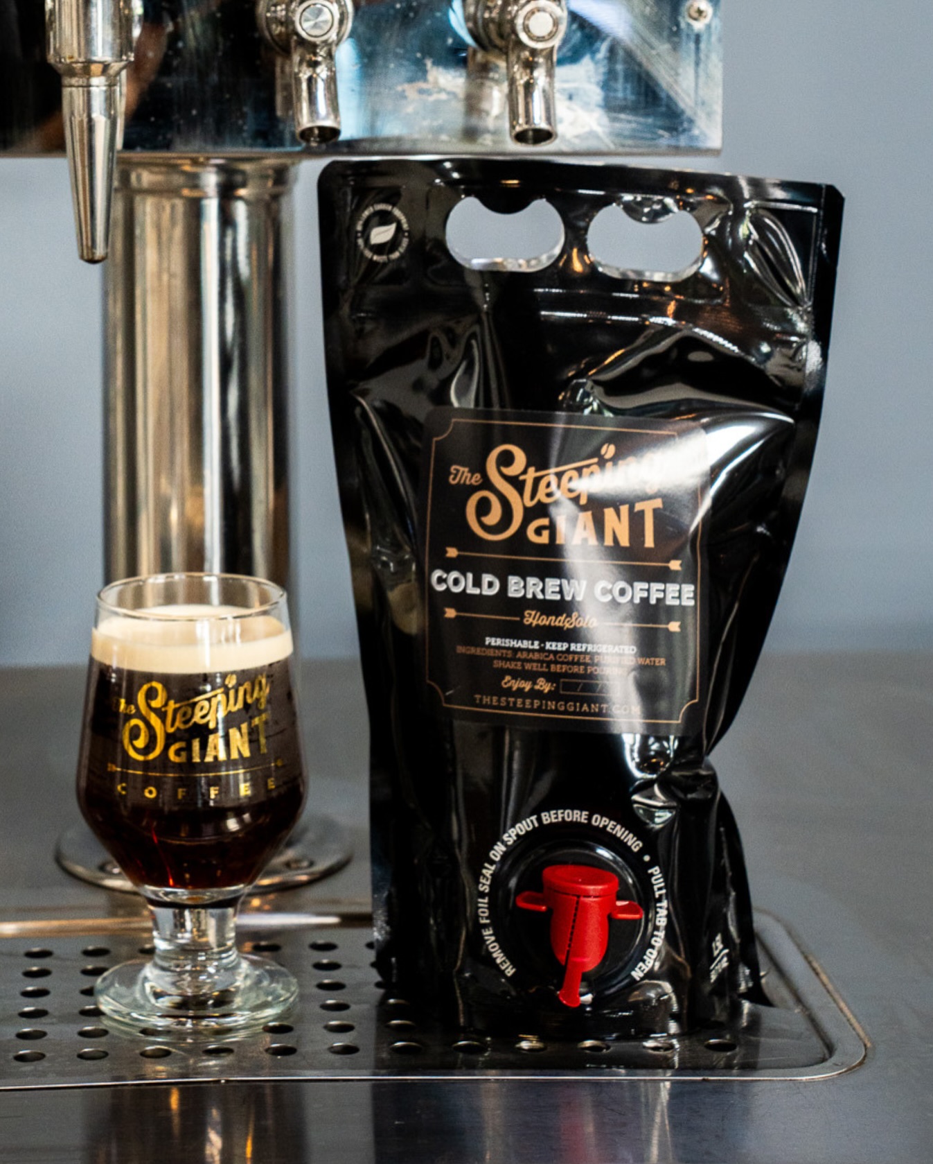 If you’ve been asking — yes, you can take it home.
Two-pack of our Honduran cold brew, $40 on the website.
Keep it in the fridge. Drink when you need it.
#coldbrew #coffee #coffeelover #coffeetime