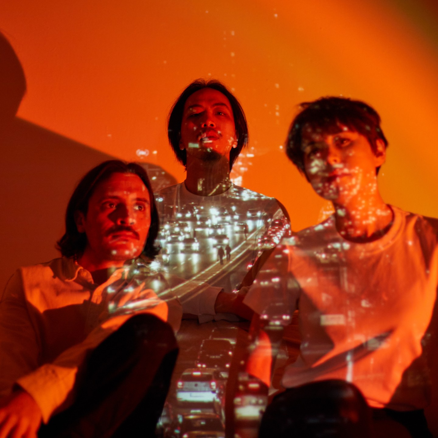 So we dropped a bomb 🧨 of a track last friday. Annoyingly the distribution glitch is still lingering and the track isn't up on streaming platforms like spotify YET, but it's available on our bandcamp detoxfromgrey.bandcamp.com and our youtube channel with a lyric video.
Search for Detox From Grey - Star In My Sky!
.
.
photo credit @emi.ly.o .
.
#londonindieband #londonindiemusic #independentartist