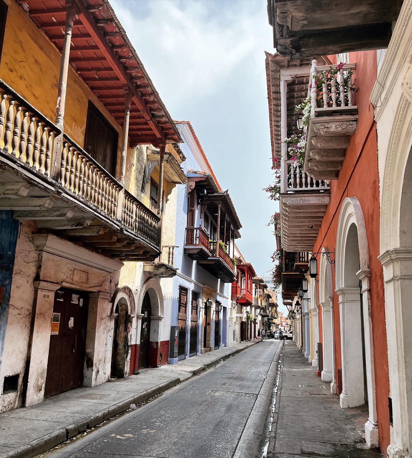 Check out how we did Colombia in 7 days 👉🏼nextstopweekendnyc.com
#colombia #cartagena #visitcolombia #travelcolombia #travel #travelitinerary #wandetrlust #travelblogger #traveler #travelsouthamerica #southamerica #picoftheday #travelphotography #travelpics #tourist #caribbean #earth #travelgram #photo #photography #photooftheday