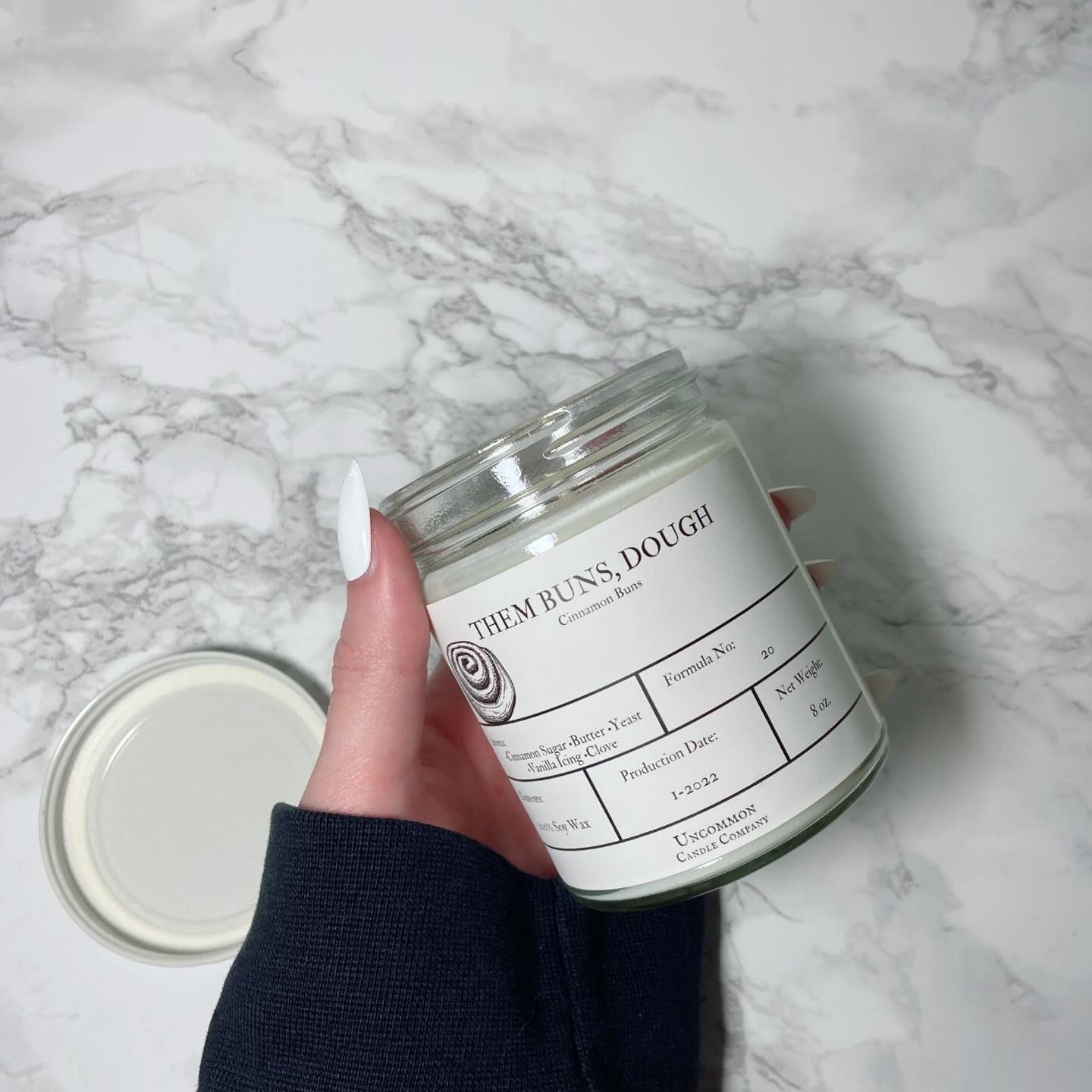 Baked. Buttery. Comforting.
Them Buns is a warm blend of cinnamon, sugar, yeast, icing, and fresh dough.
100% Soy • Strong throw • For the days you’re too lazy to bake.
Formula no. 20
#handmadecandles #shophandmade #cinnamonroll #soycandle