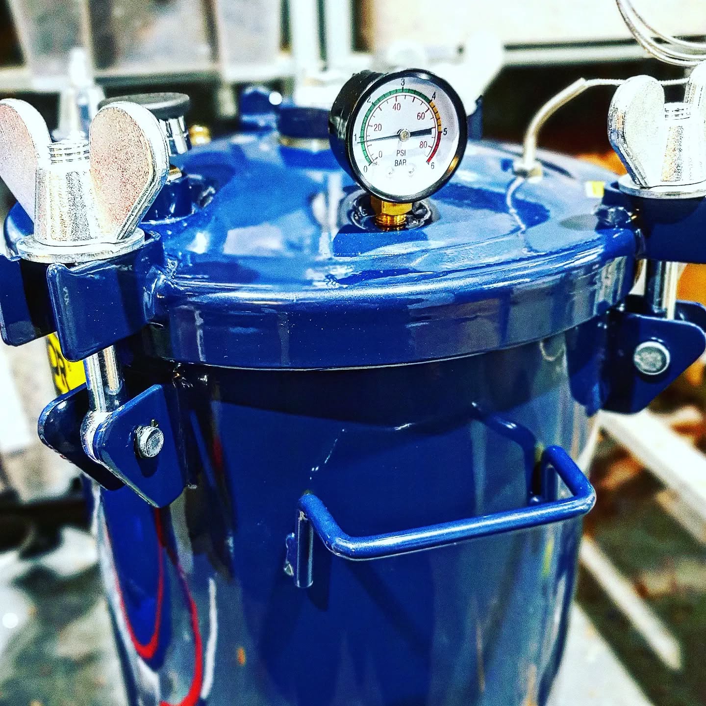 Very 1st test run on the shiny new 40 litre autoclave. Bye bye to buying presto seals #mushroom #cultuvation #grainspawn #substrate #mushroomfarm #mushlove #fungifanatic