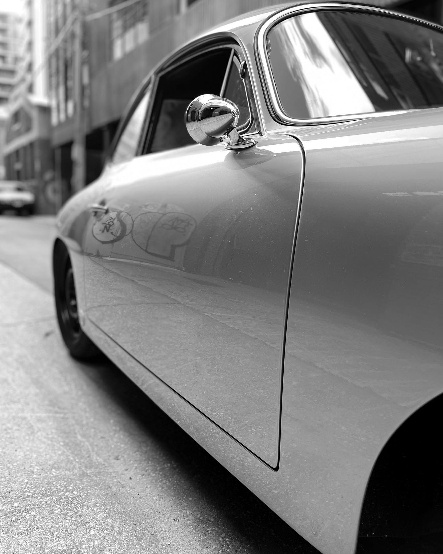 🏎🏎
#356outlaw #porsche356 #356 #porsche #porscheclassic #porscheclub #porschelife #classiccars #classicporsche #instagram #web #car #carporn #carphotography #cars #carsofinstagram #sportscar