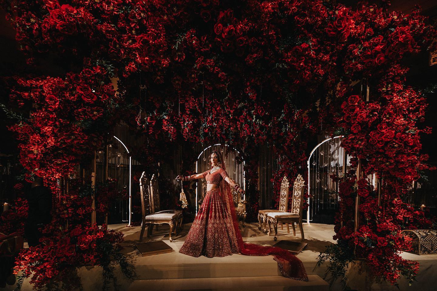 Is there anything more romantic than red roses and true love? What a dream!
Planning: @eventscherished
Photographer: @ptaufiqphotography
Venue: @gothamhallny
AV: @esp.nyc
Lighting: @betleymeeker
HMU for Bride: @beautybypashka
DJ: @djusaevents
Live Entertainment: @tatientertainment
Paan: @thepaanwaala
Decor: @elegant.affairs
Catering: @cga.events