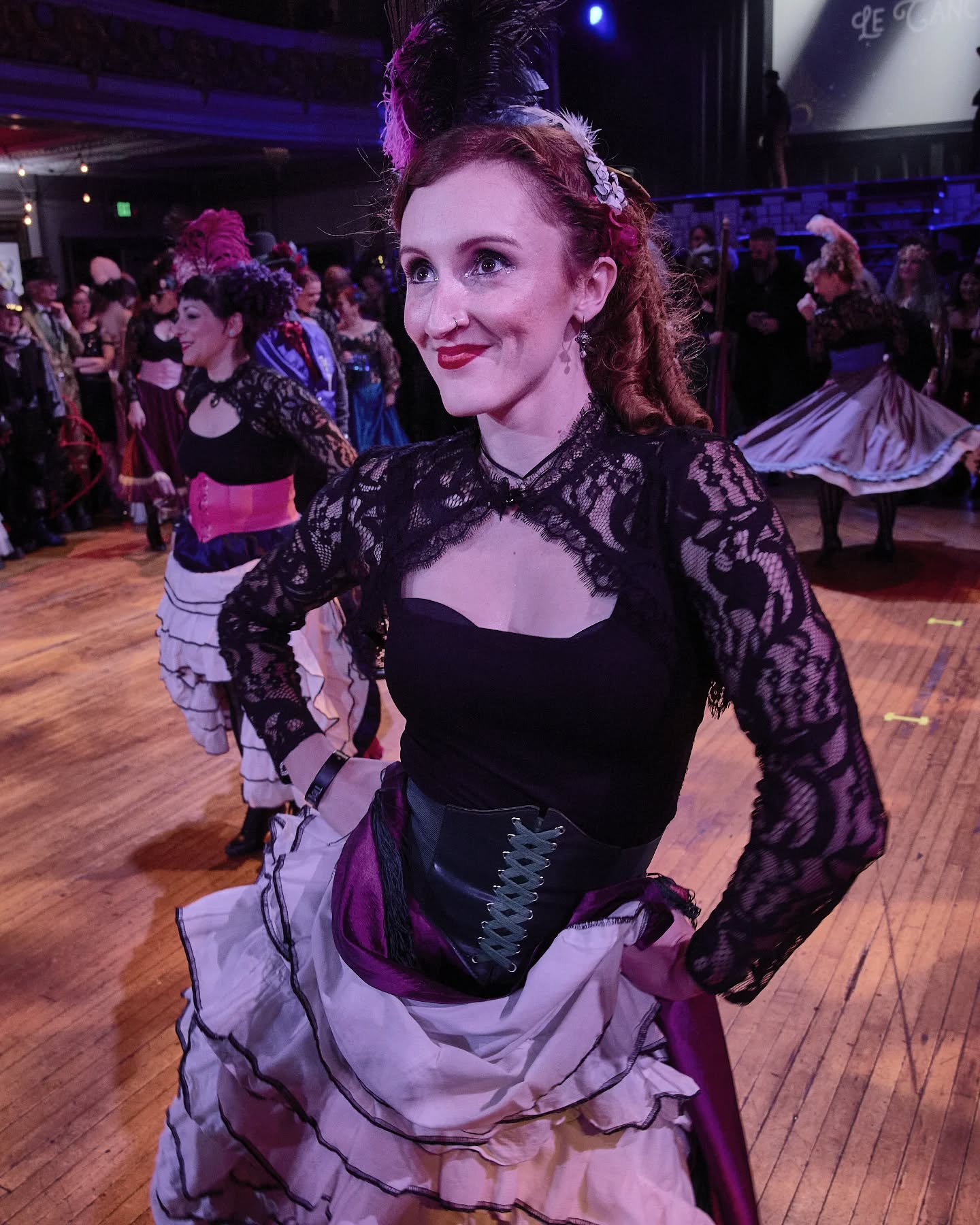 Save this date on your calendar: ποΈ
February 1st βΌοΈ
And come to @edwardianball to see us dancing!