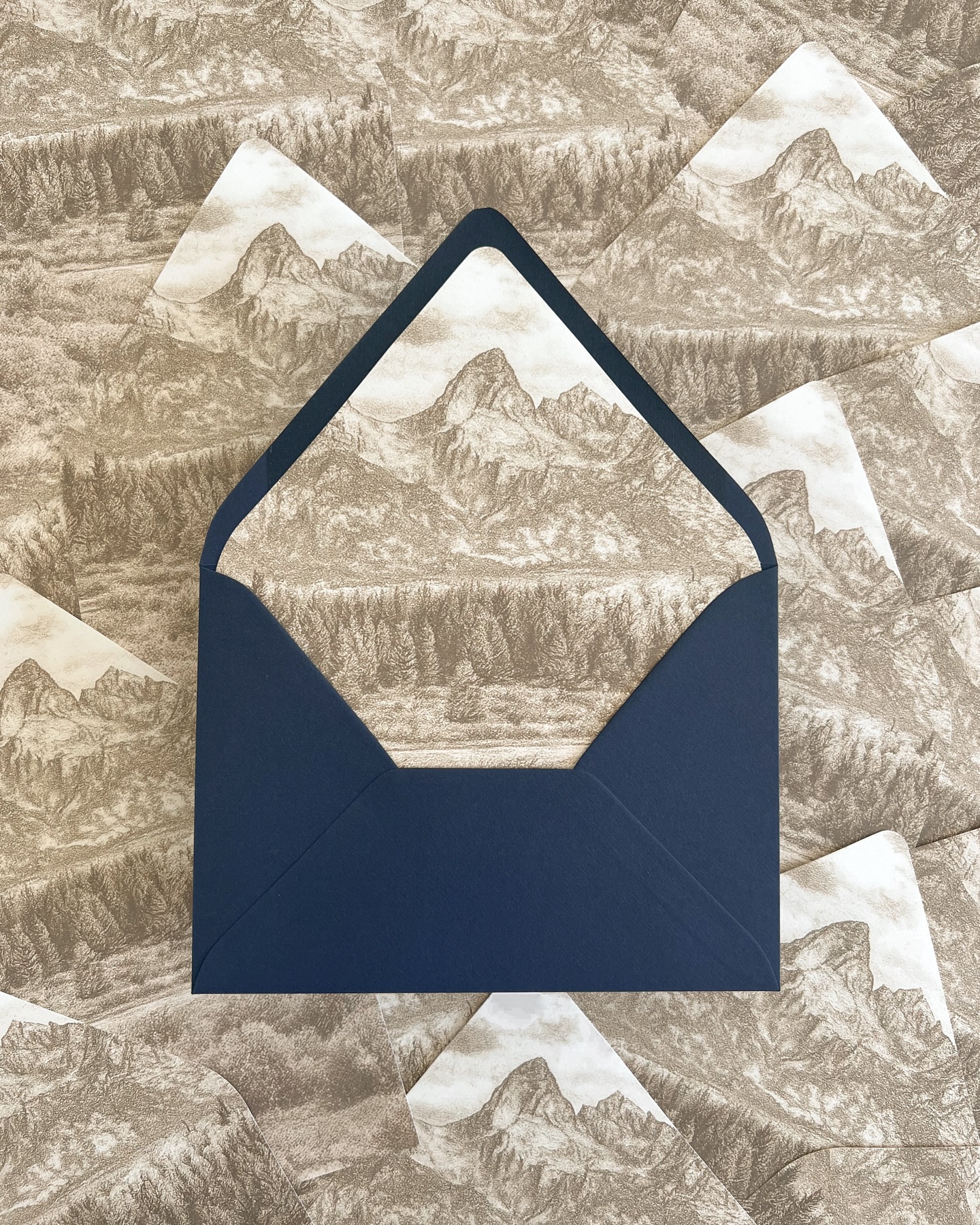 For the love of Yellowstone 🐂
This suite is hot off the press and so good. A Yellowstone-inspired envelope liner paired with a cattle-brand style monogram? I’m obsessed. I cannot wait to share more with you of what’s to come with this wedding invitation suite, but for now a sweet sneak peek ✨
#westernwedding #wyomingwedding #weddinginvitations #weddingdetails #weddinginspiration