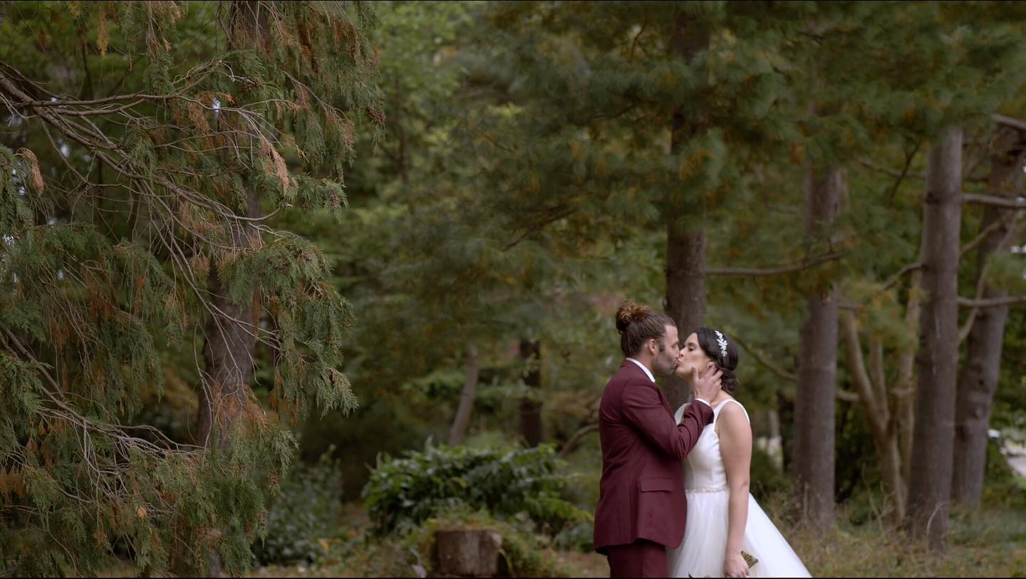 Alessandra & Cory #deplontycreativemedia #weddingvideography #wedding #weddingday #videography #lovestory #beautifulday #niagara #octoberwedding #2019weddingseason #happycouple #foreverstartstoday