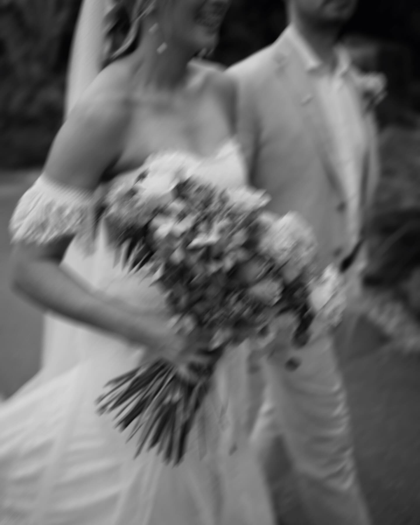 Black & White moment by one of our favs @ivyroadphotography 🤍