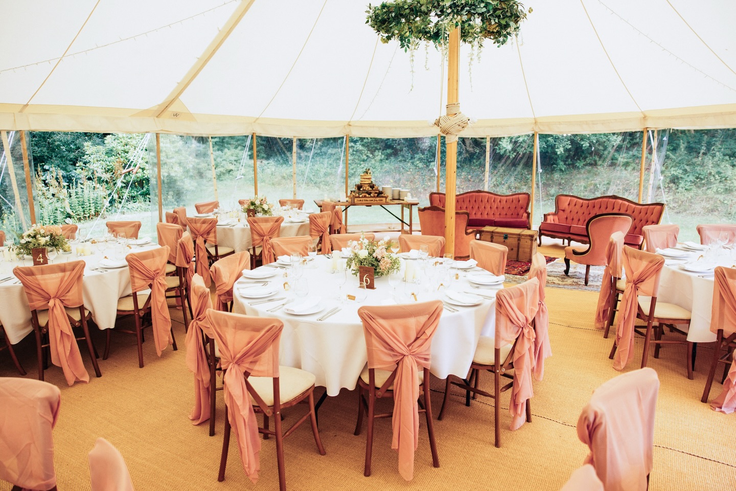 It’s not all about the marquee . . . our ‘Vintage’ pink furniture is ready to steal the spotlight.
Create the ultimate chill out corner inside your marquee with perfectly pink pieces that complement a wide range of interiors and add a soft, stylish touch.
Venue - @heathylea.chatsworth
#greenfarmmarquees #furniturehire #vintagepink
