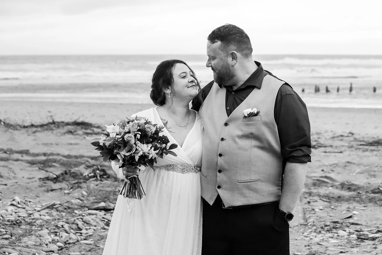 We loved helping Kelly and Cory tie the knot just down the road from Motukiekie Beach earlier this month.
