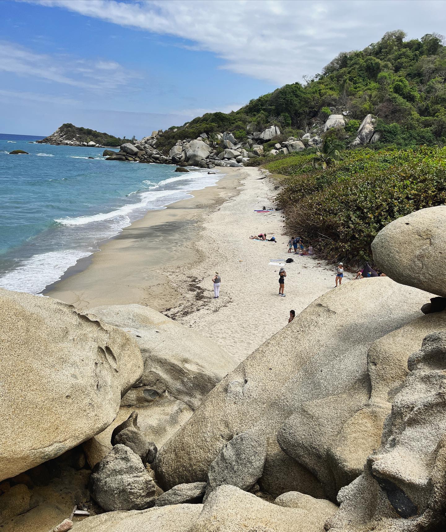 Check out how we did Colombia in 7 days 👉🏼nextstopweekendnyc.com
#colombia #visitcolombia #travelcolombia #travel #travelitinerary #wandetrlust #travelblogger #traveler #travelsouthamerica #southamerica #picoftheday #travelphotography #travelpics #tourist #caribbean #earth #travelgram #photo #photography #photooftheday #tayrona #tayronapark🌴 #parquetayrona #beach #hike #nationalpark #parquenacional #beachlife