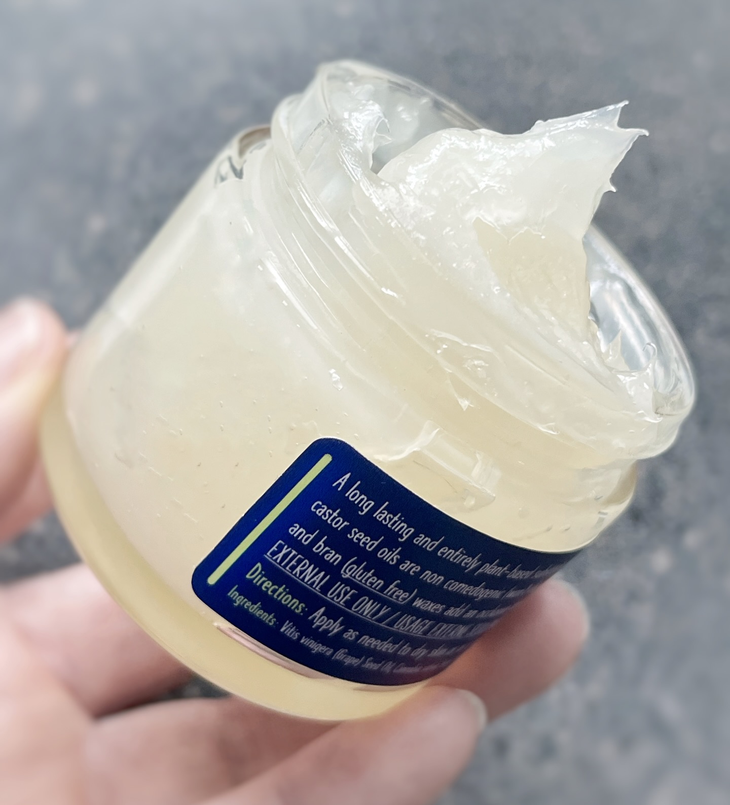 Love your petroleum jelly but no longer want a potentially toxic hydrocarbon on your skin? It’s ok! Times have changed and it’s just not necessary to reach for mineral oils or jellies that are a byproduct of the oil and gas industry. Your skin is your body‘s largest organ, and what you put on it matters! I’ve been crafting plantoleum™️ for over 3 years, and its velvety gel texture has built a loyal following. This exceptional petroleum jelly alternative provides the same deeply moisturizing feel and benefits of petroleum products but it’s 100% natural - plant based - vegan - and safe for sensitive and compromised skin. Unlike others on the market that use heavy and thick waxes and resemble a lip balm texture, this jelly is lighweight and non greasy, but has the staying power of your old petroleum version. Use it anywhere you would use petroleum jelly. In winter it’s a go-to for top coating your favorite moisturizing cream to seal in actives and hydration. Learn about its many uses at www.wekuskowild.ca #plantoleum #vegan #petroleumalternative #wekuskowild #manitobamade