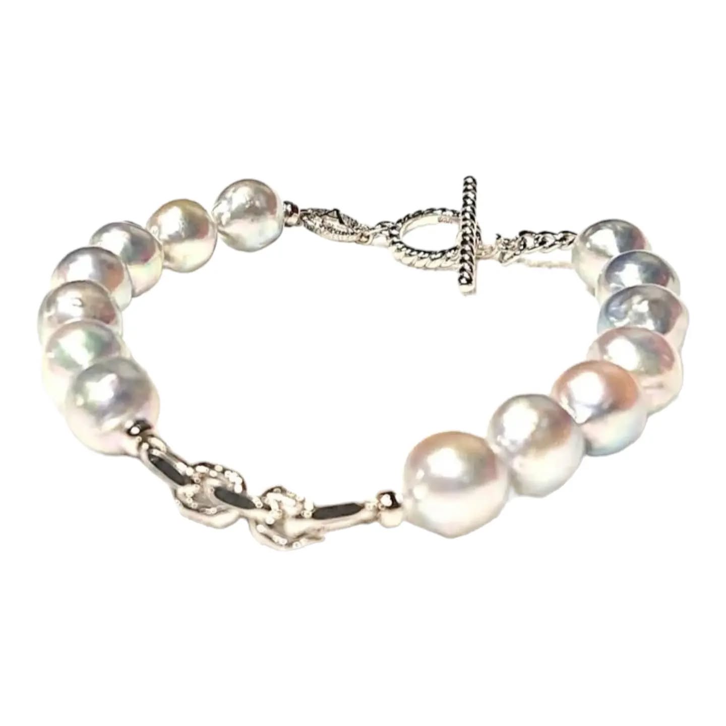 Beautiful bracelet my favorite.
#acco
#pearljewelry
#horayainternational