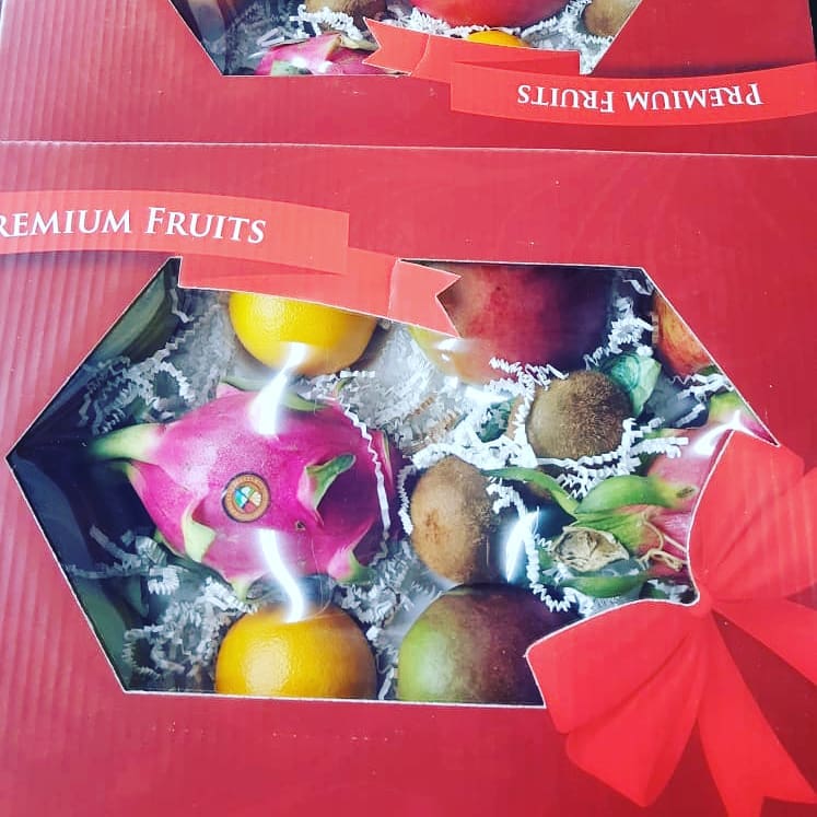 #SGSProduce #dragonfruit #mangoes #oranges #apples #kiwi