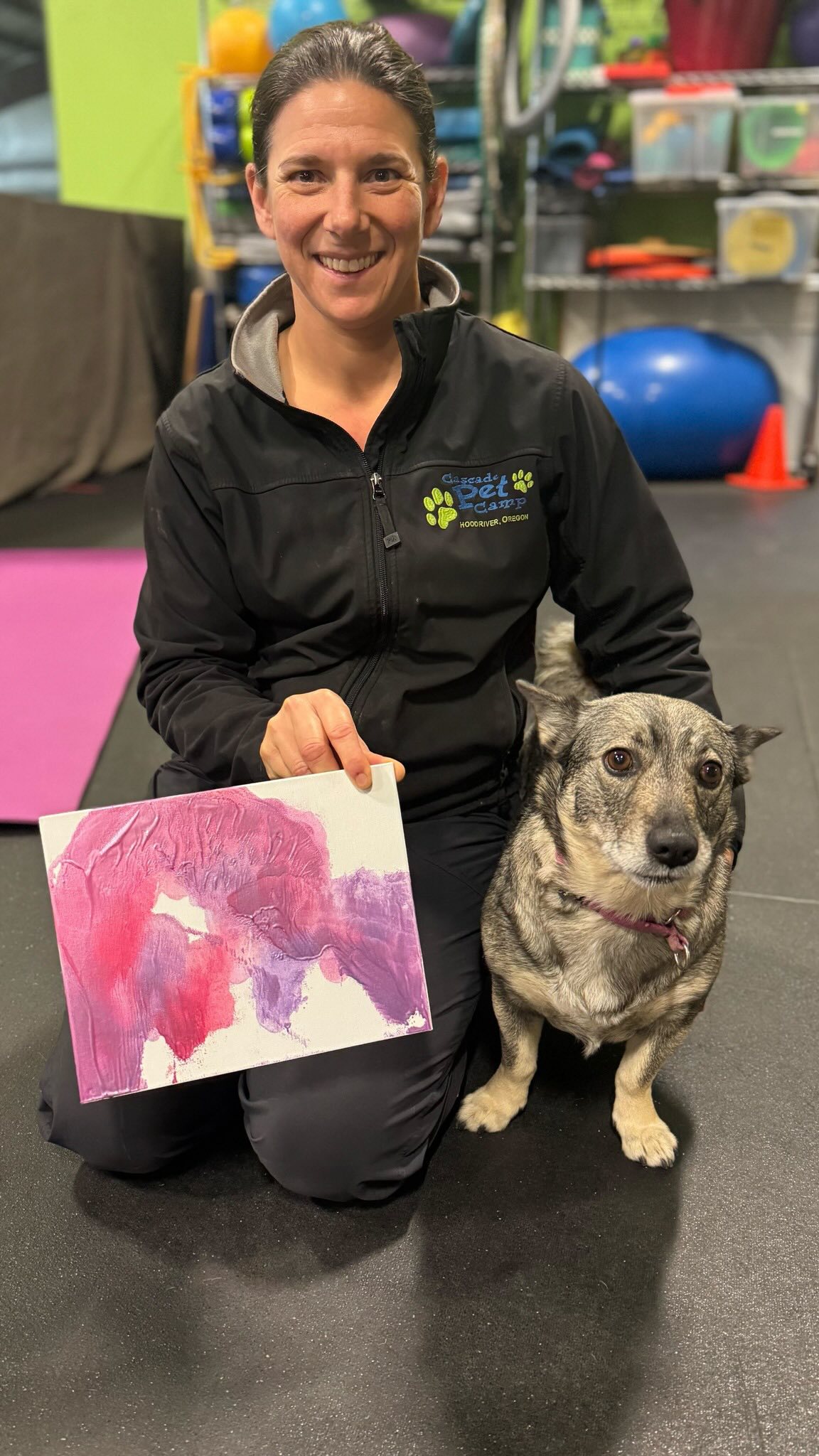 💘🐾 Valentine’s Day Plans at Cascade Pet Camp🐾💘
Join us at Cascade Pet Camp for the perfect Valentine’s celebration! This Valentine’s Day, Saturday, February 14, we’re hosting a Paint With Your Dog afternoon! Nothing says love like making art with your furry best friend.
We’ll be playing the classic Lady and the Tramp in the background, so you can enjoy creativity, cozy vibes, and some good old-fashioned camaraderie with fellow dog lovers in the Gorge. 💕
Grab your pup, bring your Valentine, and come make some memories with us!
📍 Cascade Pet Camp
💌 Valentine’s Day (Feb. 14th) 2:00 p.m.