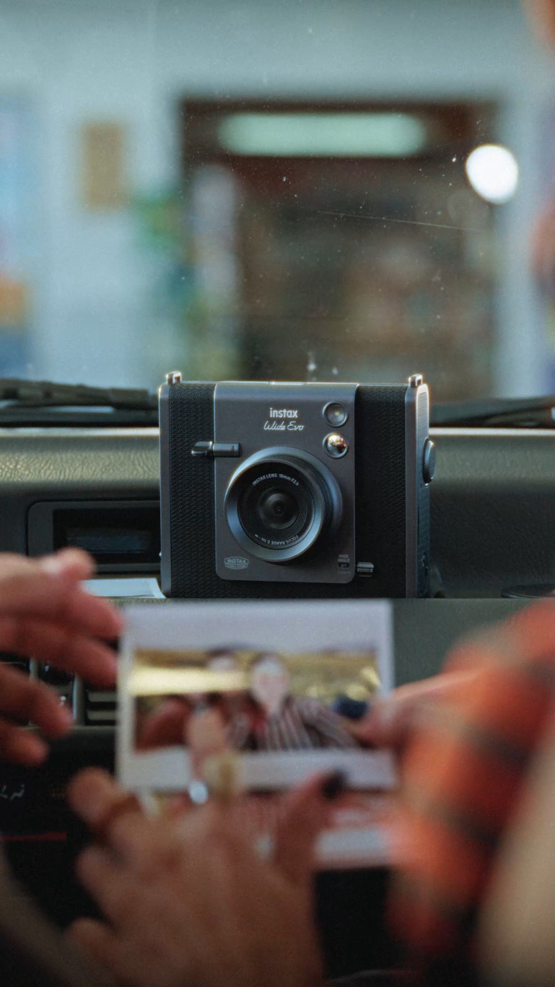 Big moments need a bigger frame 🔥
The Instax Wide Evo is finally here, combining retro instant charm with next-level features.
#Insatx #InsatxEgypt #InsatxWideEvo #NewArrival #NowAvailable #JustDropped