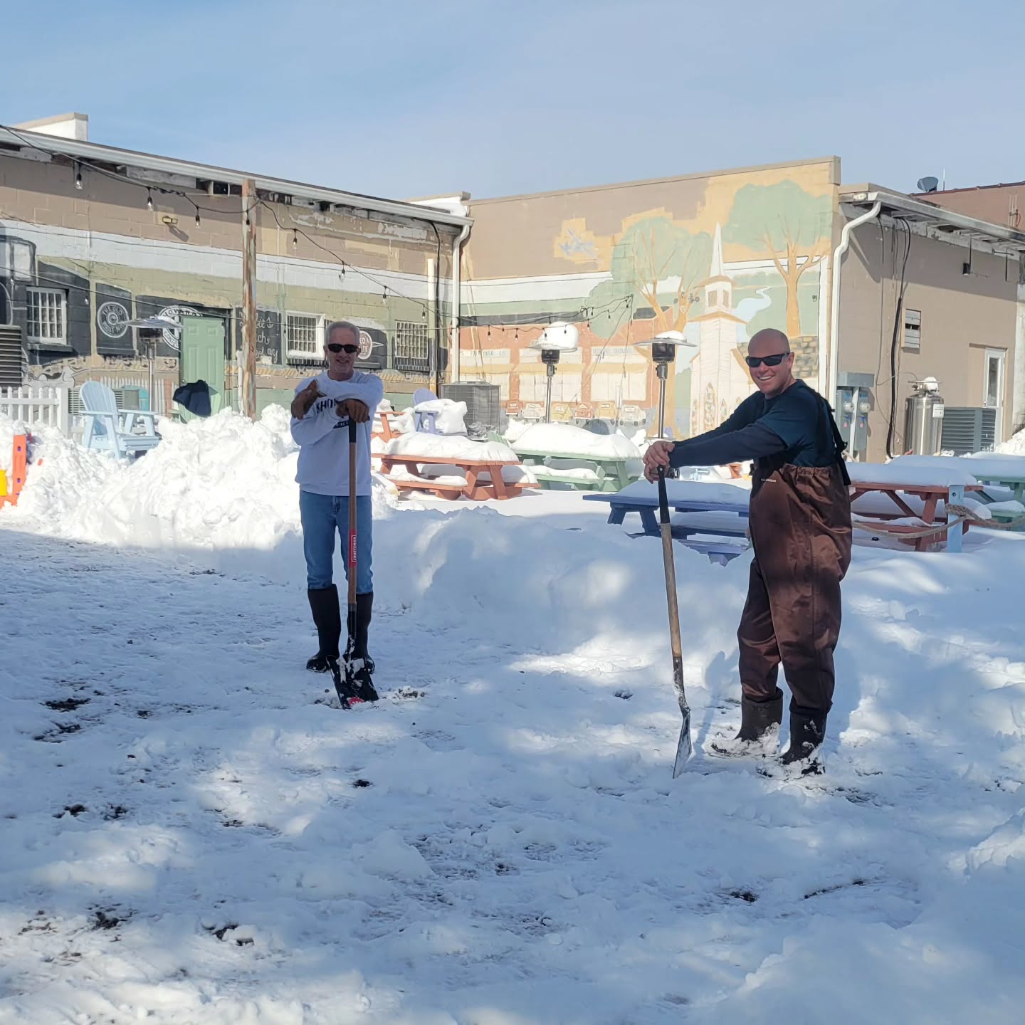 Shoveling snow instead of grain😅 #shortwaybrewing #beerandfamily