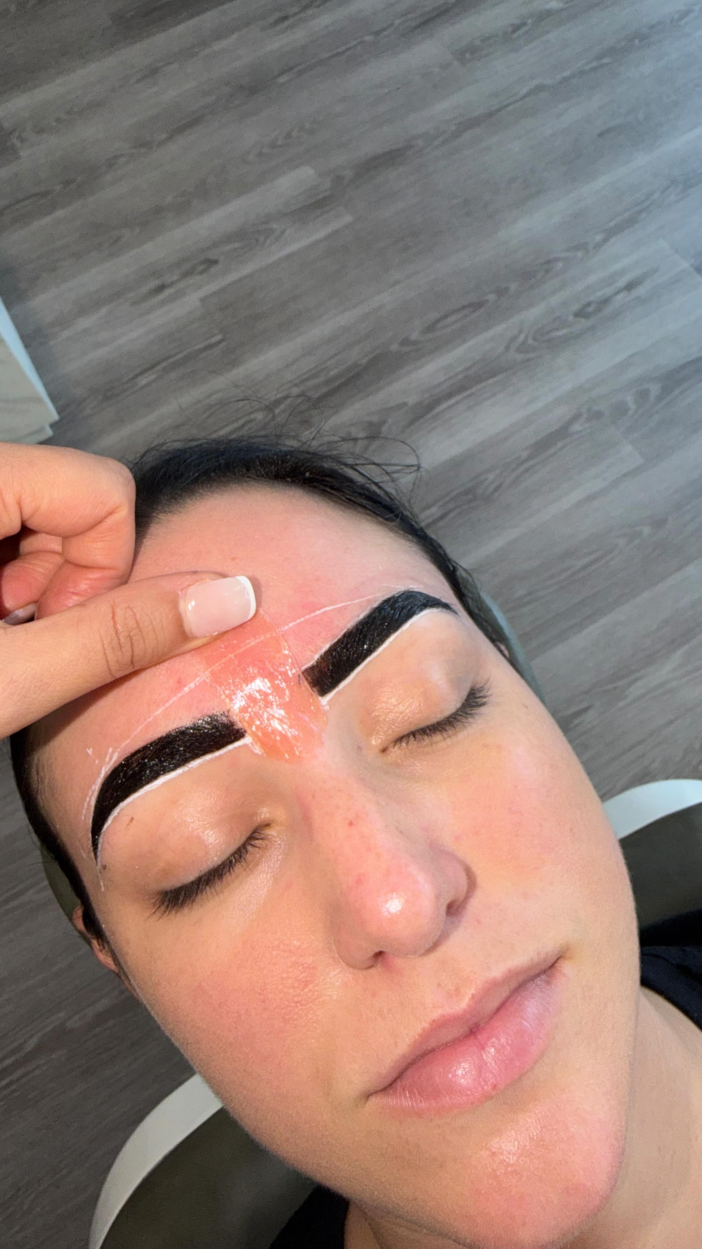 Hybrid brows during and after ✅
Book your appt via the link !
📍 Shop 5 / 108 maroubra road, Maroubra.