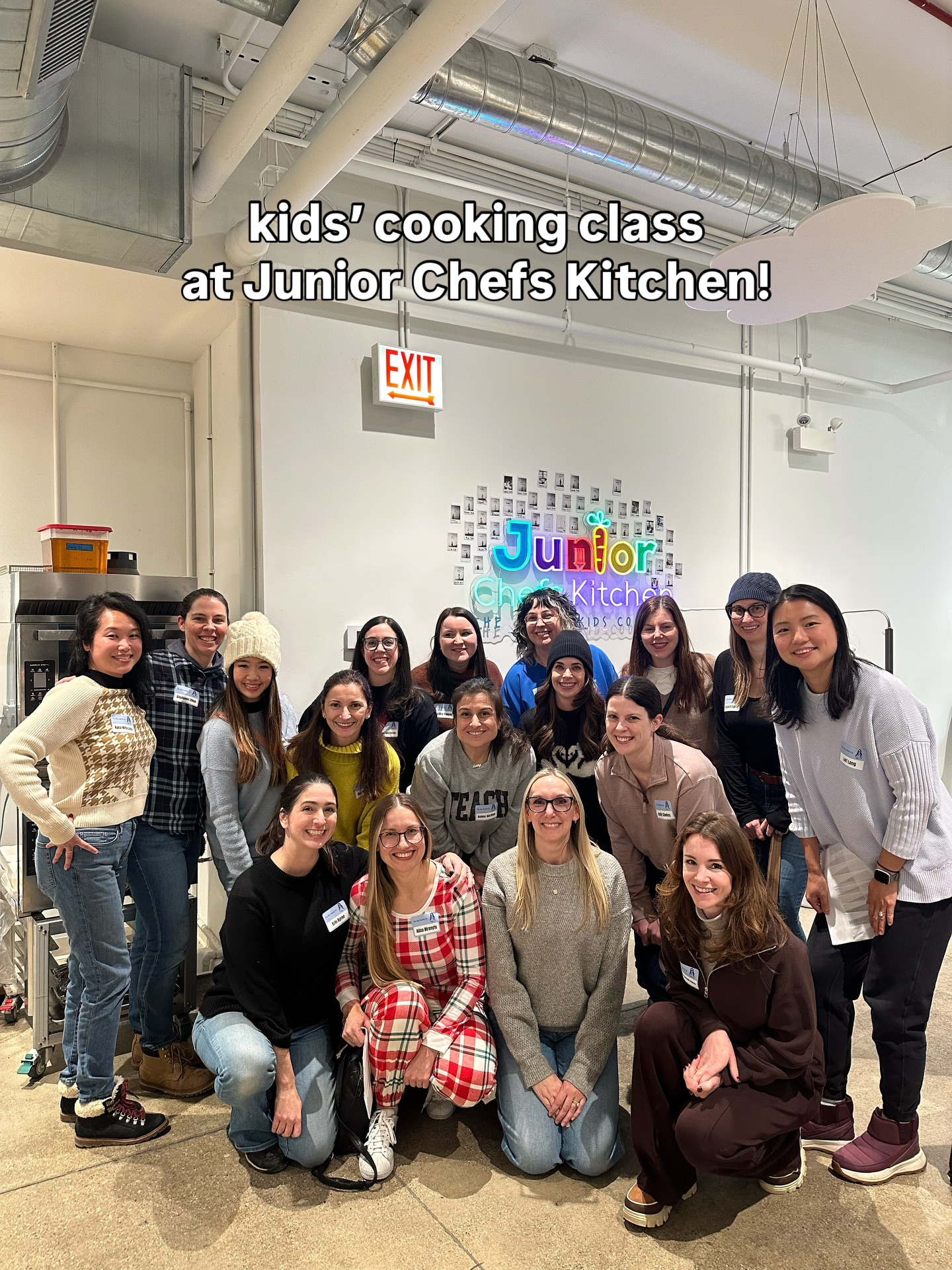 Mom’s night out - kids cooking class!! Thanks to everyone who braved the -10° wind chills and joined us last week at @juniorchefskitchen! Such a fun night!