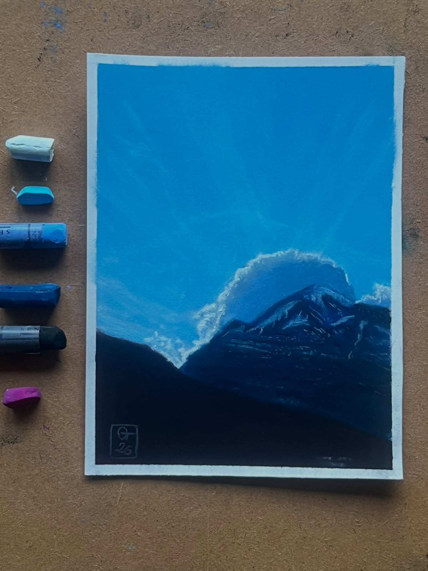 Some lake Como small pastel landscapes I did in the past weekend.
#lakecomo #landscapepaintings #softpastel