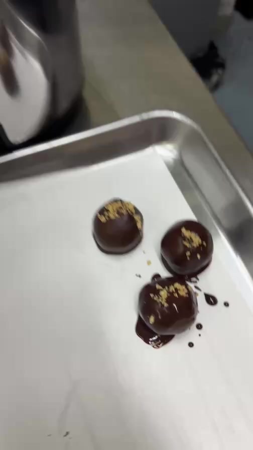 Dipping the balls
