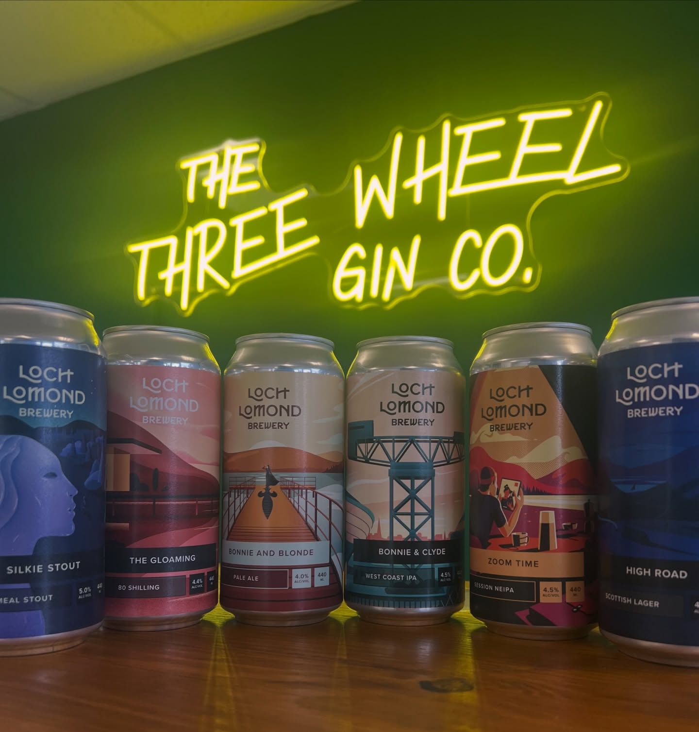 Look at this cracking wee line-up from @lochlomondbrewery we’ve just got our hands on! From smooth and roasty to hoppy and sessionable, there’s something here for every kind of beer drinker 👇🏴
✨ Silkie Stout – rich, silky and comforting oatmeal stout
✨ The Gloaming – a classic 80/- with depth and balance
✨ Bonnie & Blonde – light, easy-going pale ale vibes
✨ Bonnie & Clyde – bold West Coast IPA with a punch
✨ Zoom Time – juicy session NEIPA
✨ High Road – crisp, clean Scottish lager
All available now, pop in, mix & match a few, or grab a new favourite for the weekend.
Which one are you picking first? 👀