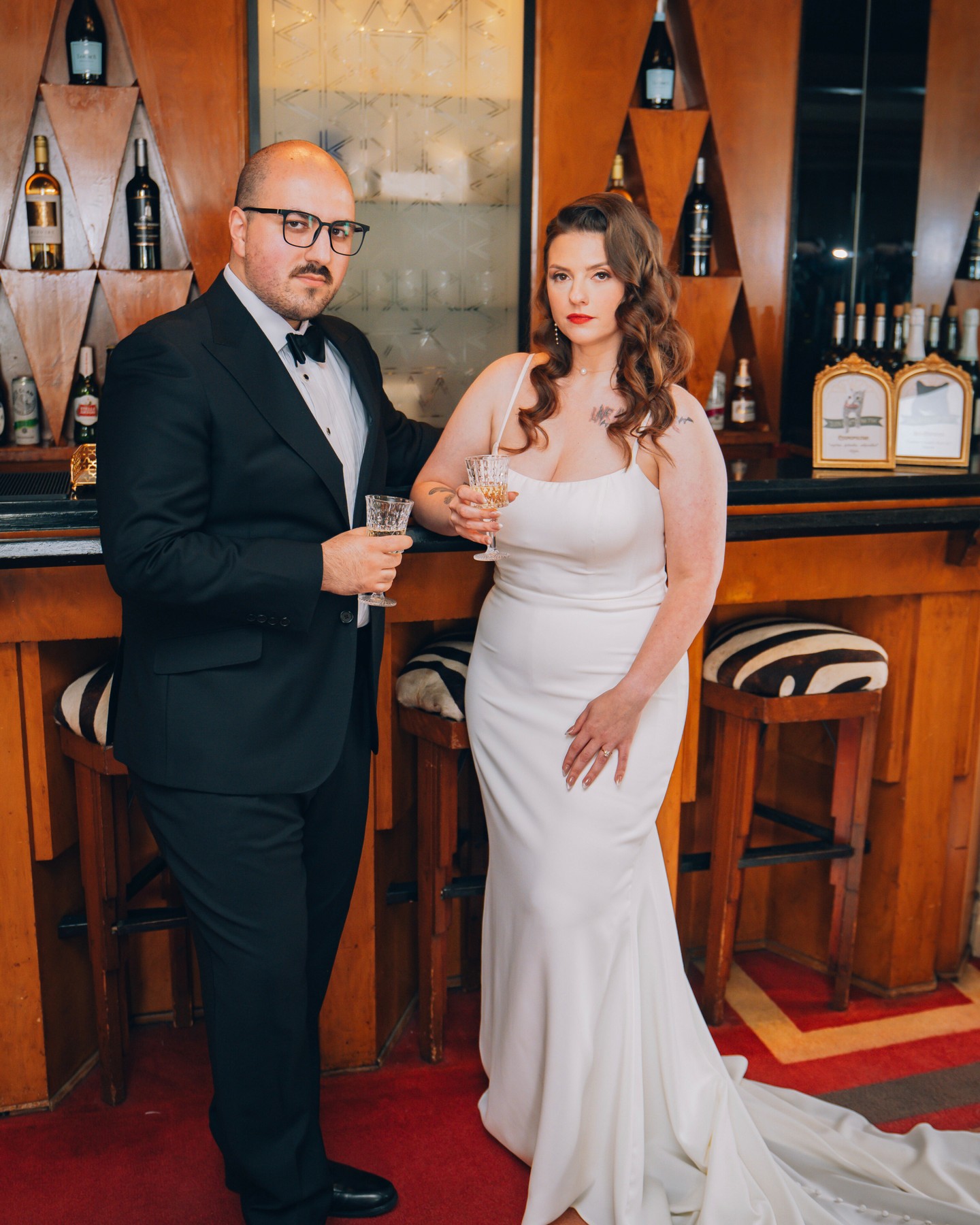 Classic never goes out of style — especially when the champagne’s already poured. 🥂
#OVIATT #DTLA #ArtDeco #JustMarried #WeddingVibes #LAWedding
Shelby & Armen
Photo: @natehaidenphoto
Planner: @Evntsbyem
Hair: @kimtothefeeling @cuttothefeelingdtla
Makeup: @prive_bryttanie