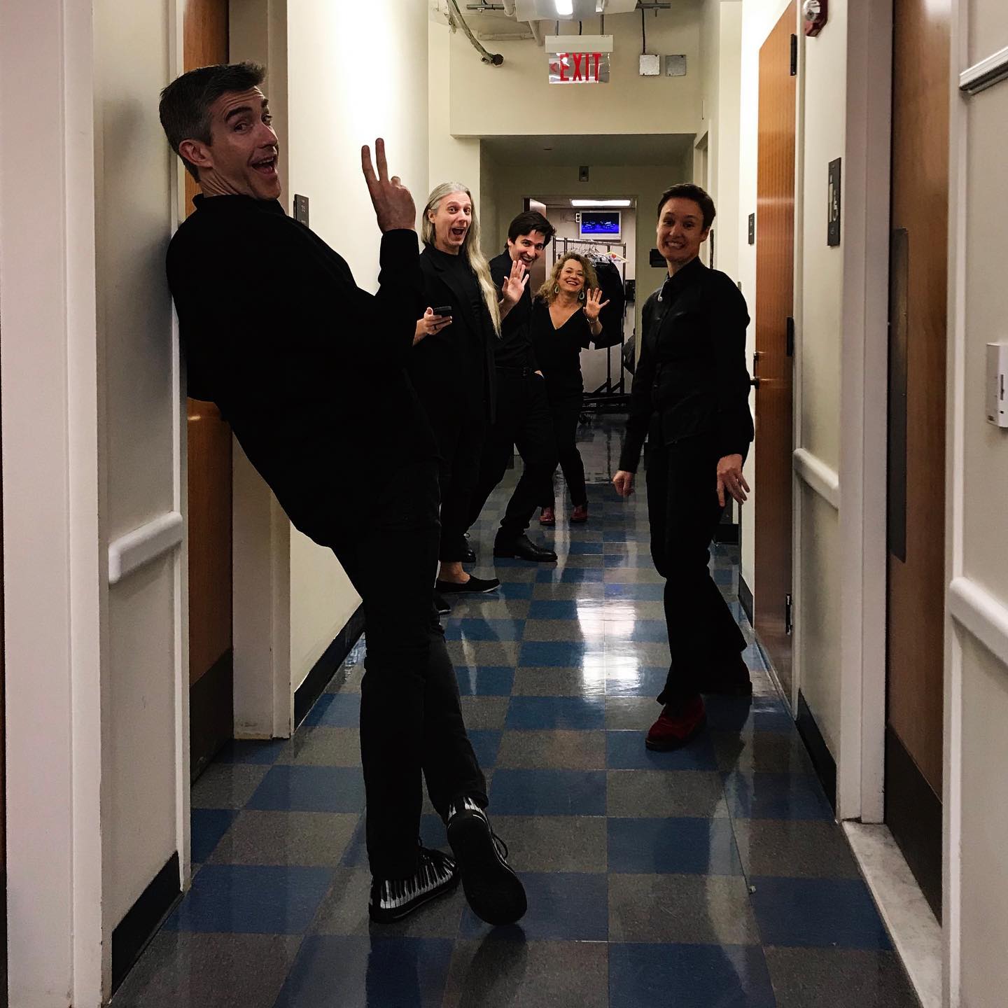 Backstage Vibes✨
#musiciansofinstagram #musicianslife #pianistlife #piano #instapiano #pianists #instamusician #musicblogs #pianist #musicians #music #liveperformances #pianomusic #upcomingshows #novembershow #pianoplayer #grandpiano #sixpianos #backstagelive #montclairstateuniversity #peakperformance