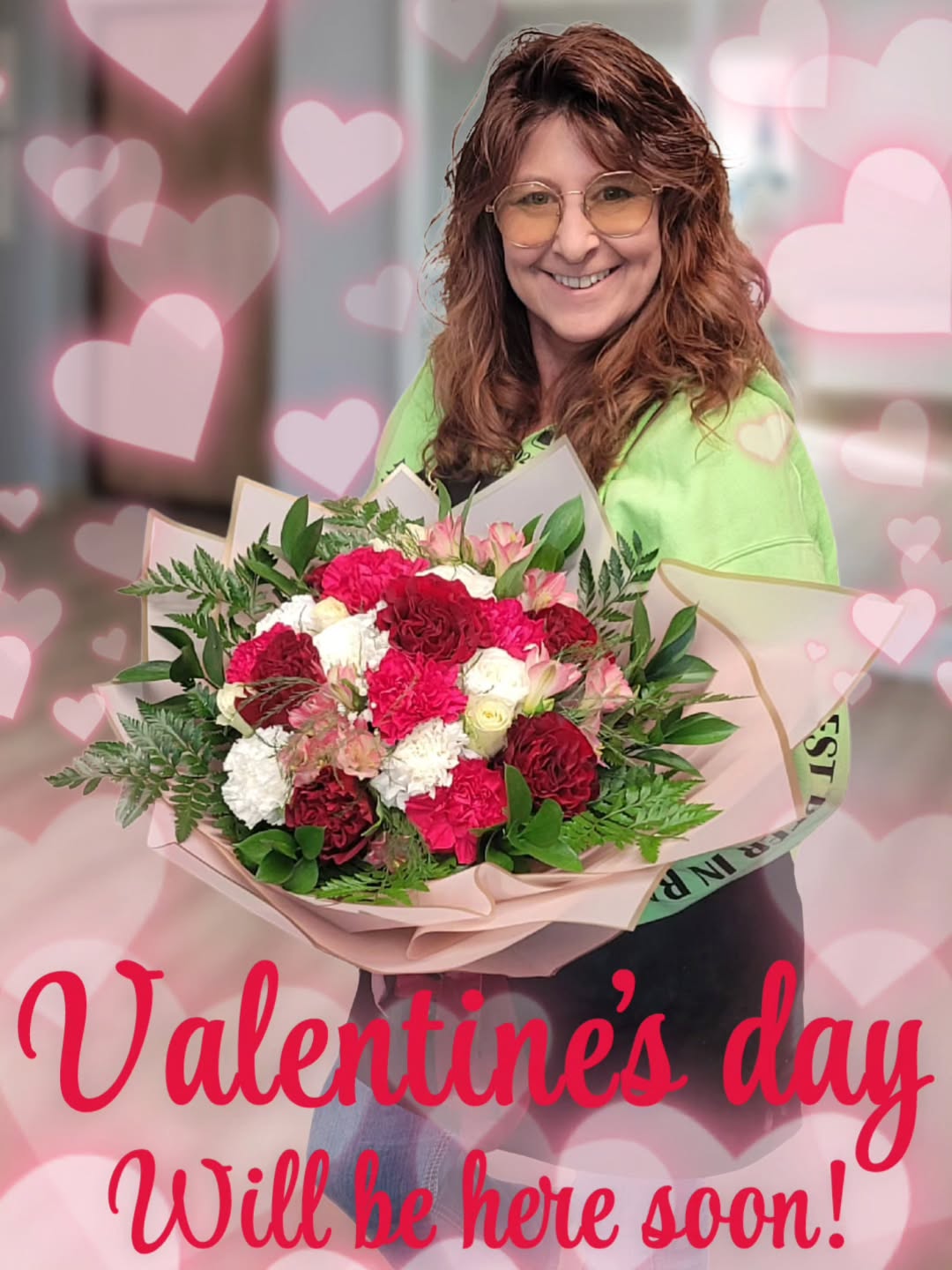 🩷Valentine's Day will be here soon!🩷
Nothing says, 'I love you,' like beating the rush. 💐 There's no rule that says you have to get flowers ON Valentine's Day, order early, set your flowers up for Monday, and enjoy them all week! (Especially if you have busy plans for the weekend) And while everyone else is waiting for delivery, your loved one will have the most beautiful desk in the office, or have the biggest smile when they walk by the prettiest part of the house 🥰