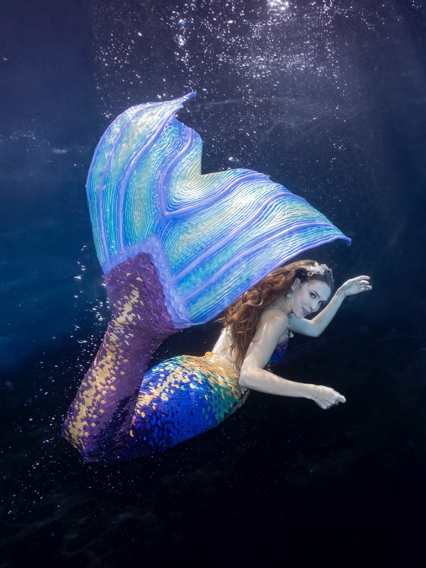๐งโโ๏ธโจ MERMAID ALERT โจ๐งโโ๏ธ
Iโll be swimming ashore at @waterfrontfest this Saturday!
๐2.40-6pm in the Kids Zone
๐ถ 3:30pm Mermaid Magic Show on the Kids Main Stage
Come say hi, share some mermaid stories and dive into the ocean magic with me ๐๐โจ