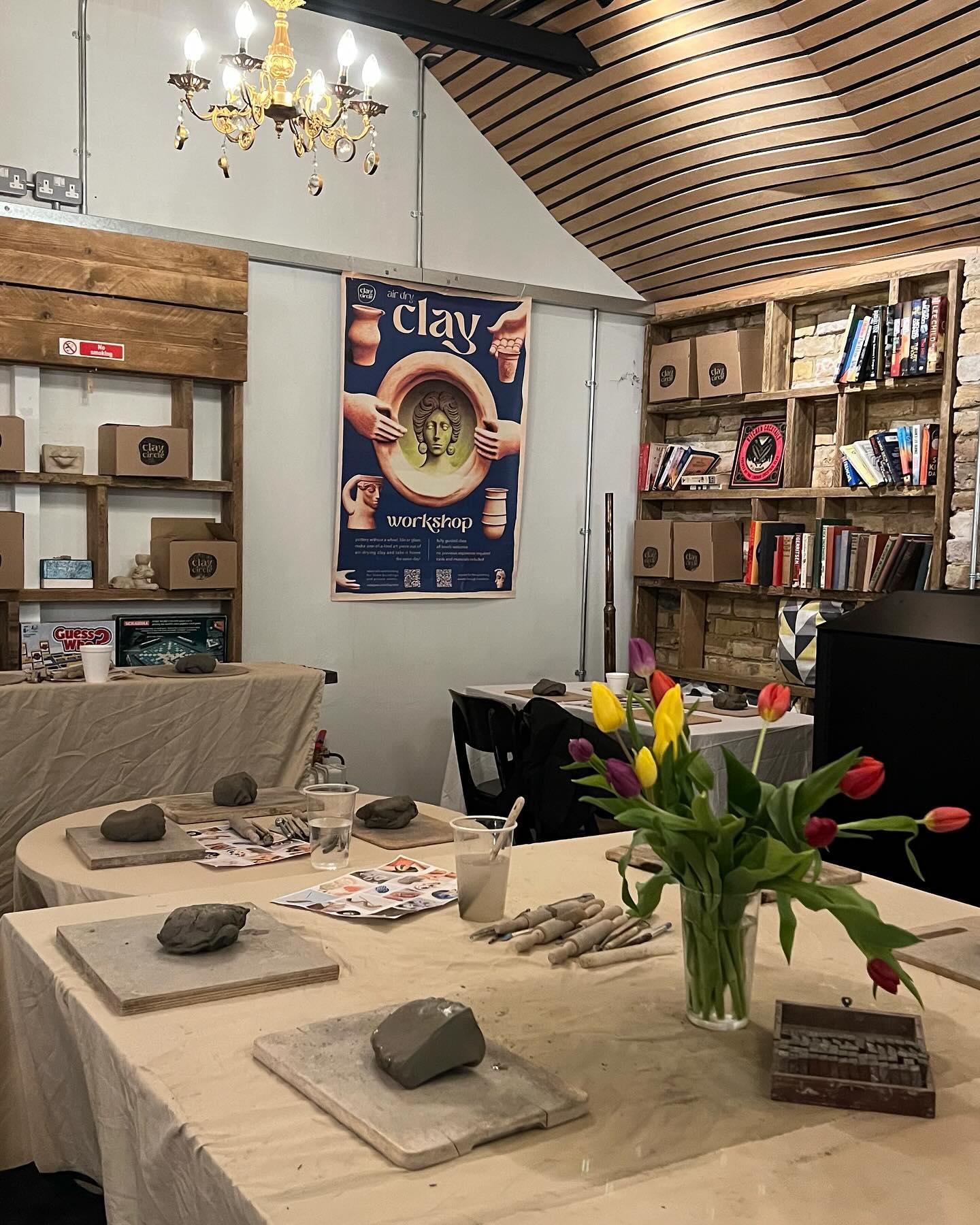 We are preparing for the workshop this week. Spots are still available to book through link in bio π
.
.
.
.
#thingstodoinlondon #clayworlshop #worlshoplondon #dateideas #teambuildingideas