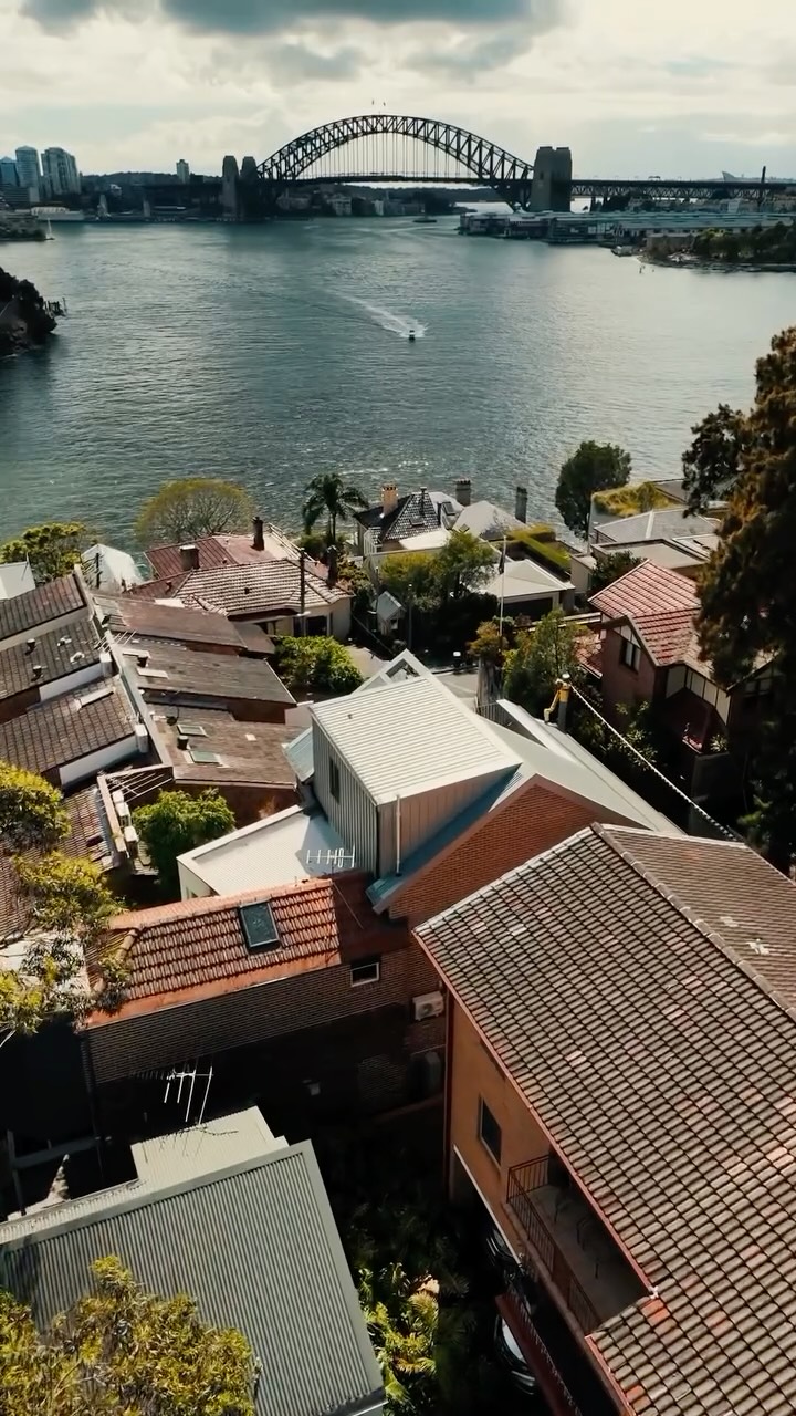 Another project completed with one of Sydneyβs best views πππ»
Quality that stands above the rest.
#SydneyRoofing #SydneyHarbour #RoofingSydney #TradieLife #RooftopViews
