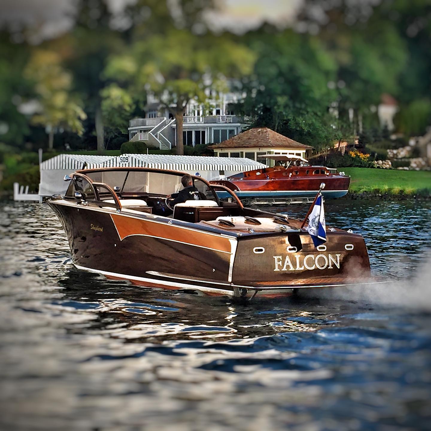 Do you ever wonder if your boat misses you as much as you miss it?
•
@bergersenboatcompany @shepherdboatco
•
•
•
•
•
#lakegeneva #lakegenevawi #lakegenevawisconsin #lakelife #shepherdboats #lakehouse #hackercraft #chriscraft #woodboat #boatporn #classicboat #hotrod #sportscar #supercar #millionaire #millionairelifestyle @discoverwisconsin @classicboats @antique.classic.boats