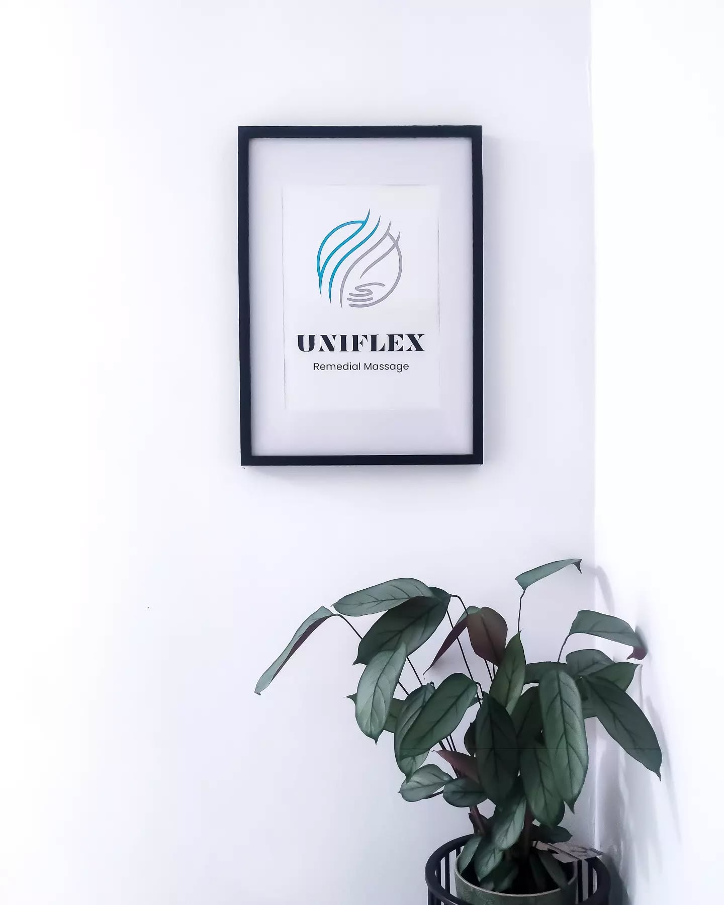 Fuel your Friday with positivity and purpose! 💪
At Uniflex Remedial Massage, we're here to help you unwind, recharge, and step into the weekend feeling your best.
#motivationfriday
#wellnessjourney
#uniflexremedialmassage