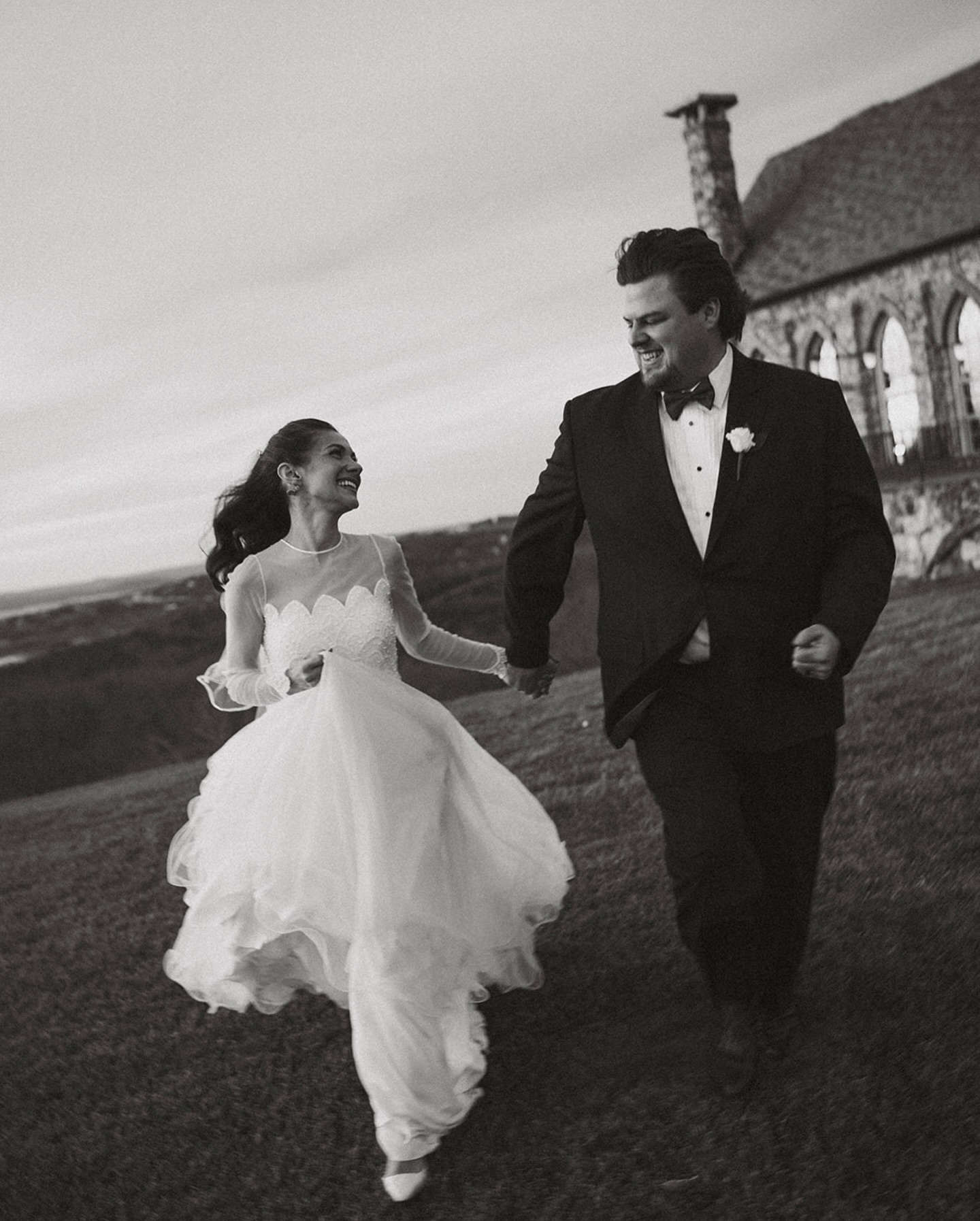Winter weddings will always have my heart. 🤍
The slower season softens everything. Fewer distractions, more presence, and a day that feels truly intentional.
This intimate December wedding at Big Cedar Lodge unfolded quietly, without hurry. Just warmth, stillness, and moments that felt lived-in. The kind of wedding day that photographs like memory, and all the joy comes rushing back.
If you're looking for someone to capture your day authentically, reach out and let's talk about how we do just that. ♥️
#winterwedding #intimatewedding #vintageweddingdress #bigcedarlodgewedding #candidweddingphotography