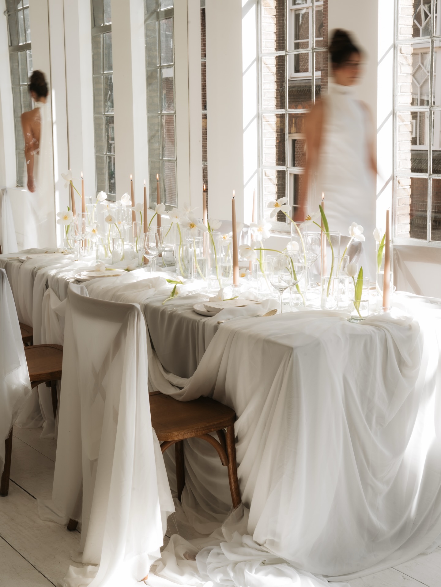 Gentle movement in every fold and that feeling that everything is beginning to bloom again. 🕊️
I can’t wait for spring the season when we get to capture beautiful weddings again. 🤍
/
Lichte beweging in elke plooi en dat gevoel dat alles weer begint te bloeien. 🕊️
Ik kan niet wachten op de lente het seizoen waarin we weer heerlijke bruiloften mogen fotograferen. 🤍
Photographer @demis_design
Styling & Flowers @marshmallow_and_magnolia_
MUAH @sandrabierens_bridal
Dresses @idoido.amsterdam
Stationery @gaia_amsterdam
#amsterdamwedding #amsterdamweddingphotographer #dutchweddingphotographer #amstelweddingphotographer #civelweddingamsterdam