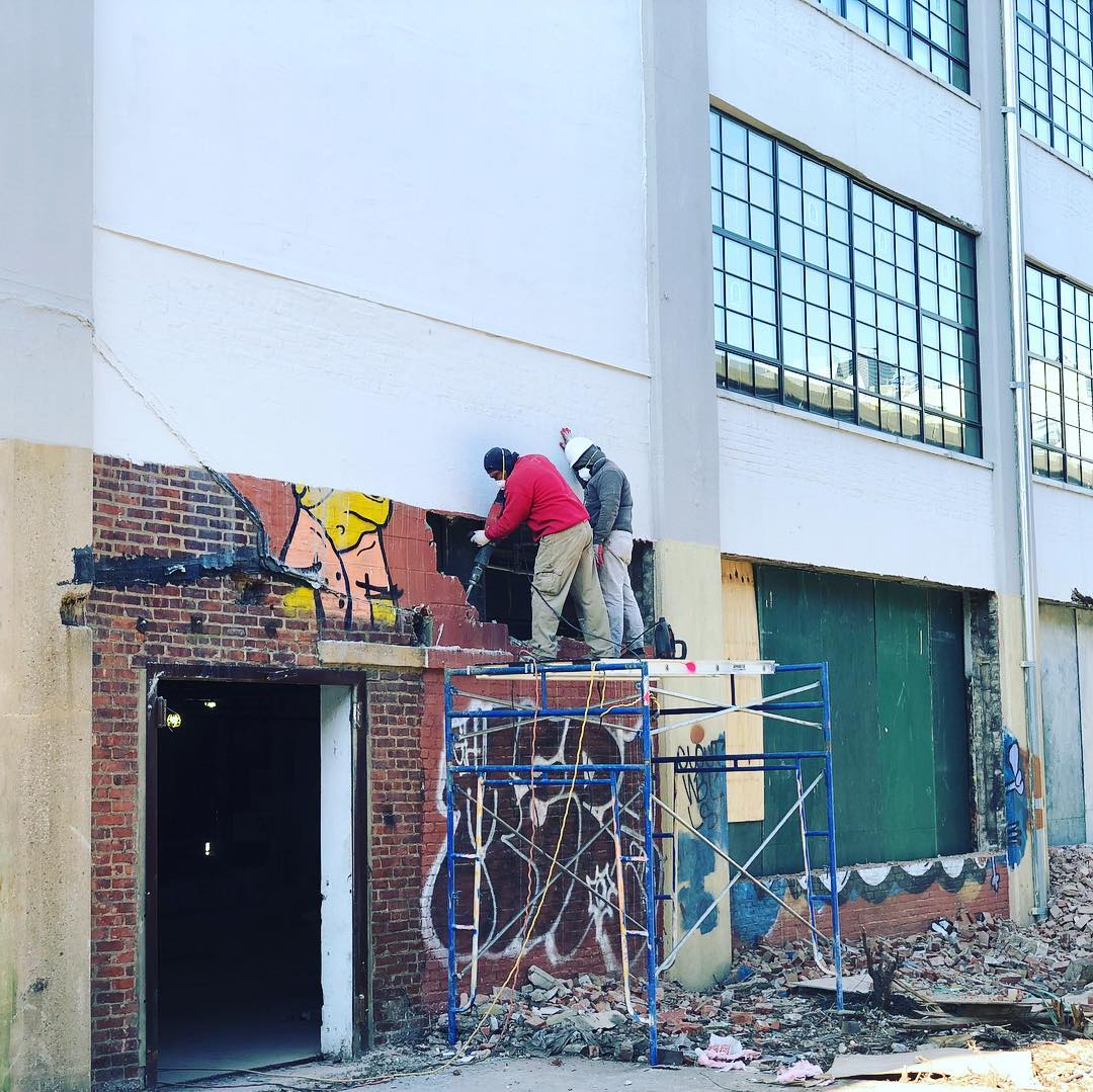 Need a window? Just make one! #lic #awesome