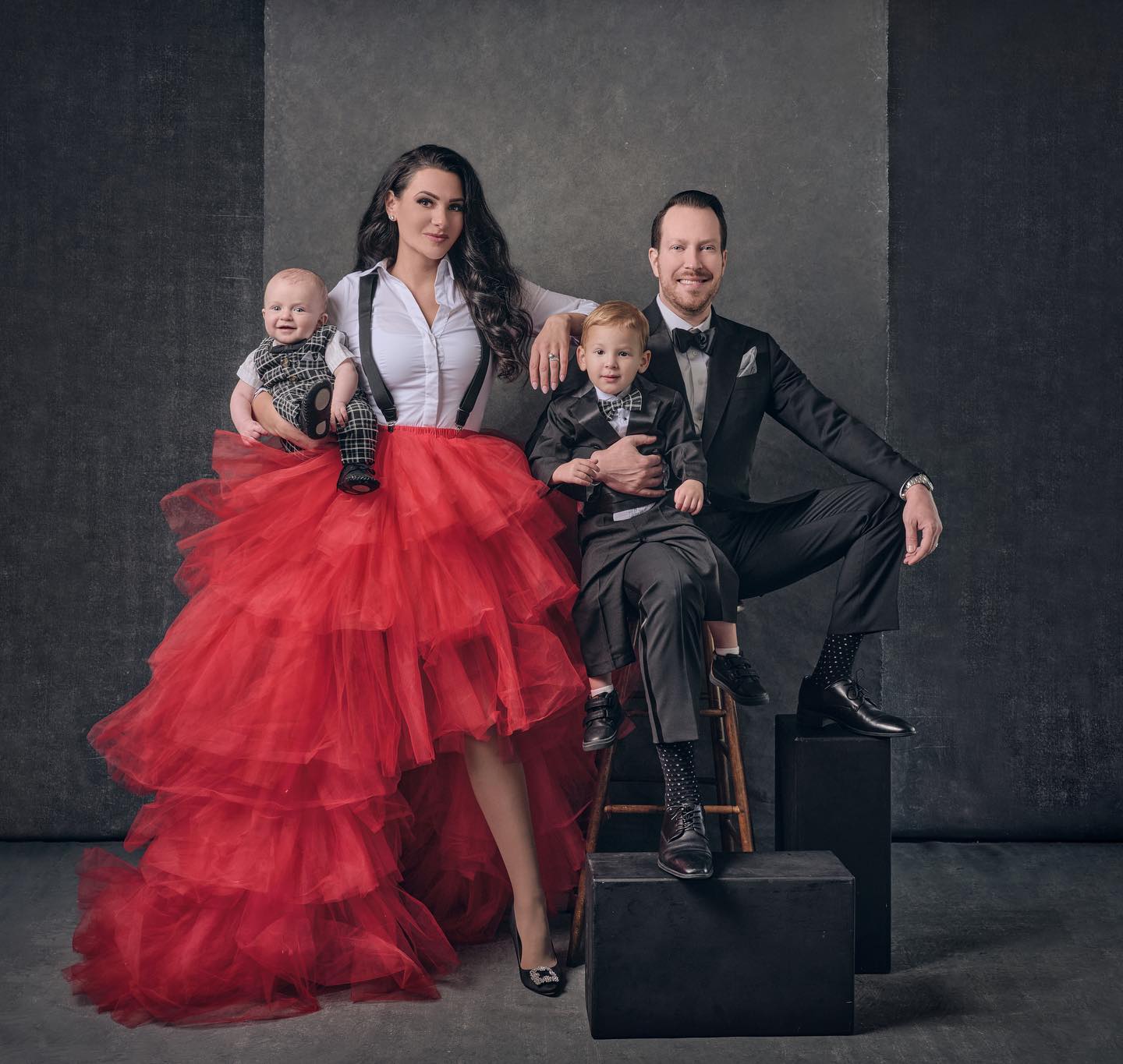 Very excited to release this family portrait! Every time I photograph a family, I try to create something that will be viewed in the home by members, friends, family, etc for generations to come. I want to photograph people in a way that makes them proud of themselves, and proud of their family! Having family portraits up in the home visually reinforces concepts such as unity, security, togetherness, support, belonging, etc. As a culture, I believe, we’ve taken for granted how important the family unit is, and what kind of impact it has on the children.
Missed out on booking your family session with me this year? I offer complimentary consultations, so schedule to come by and we can talk about booking your 2022 spot now!😁
Camera: @fujifilmx_us GFX 50r
Lighting: @elinchrom_ltd ELB 500
Modifier: 60inch para @photekusa
and v-flats from @vflatworld
Center backdrop by @gravitybackdrops